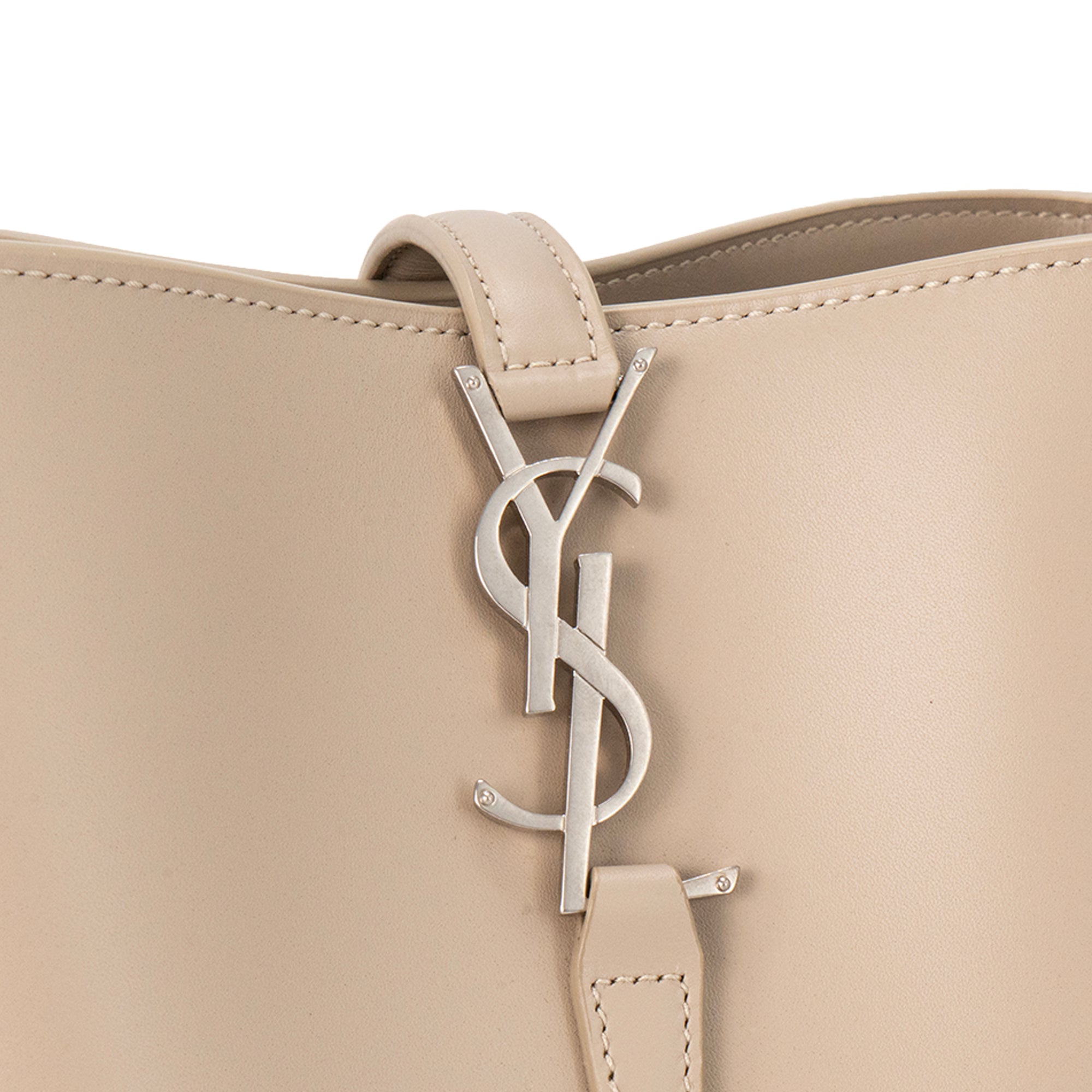SAINT LAURENT - Sac à bandoulière 37 Small Saint Laurent en cuir lisse taupe