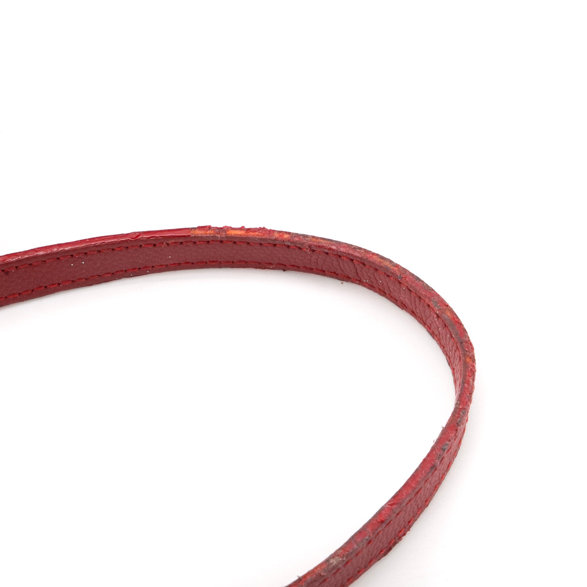 SAINT LAURENT - Sac à bandoulière Cassandre Saint Laurent en cuir grainé rouge