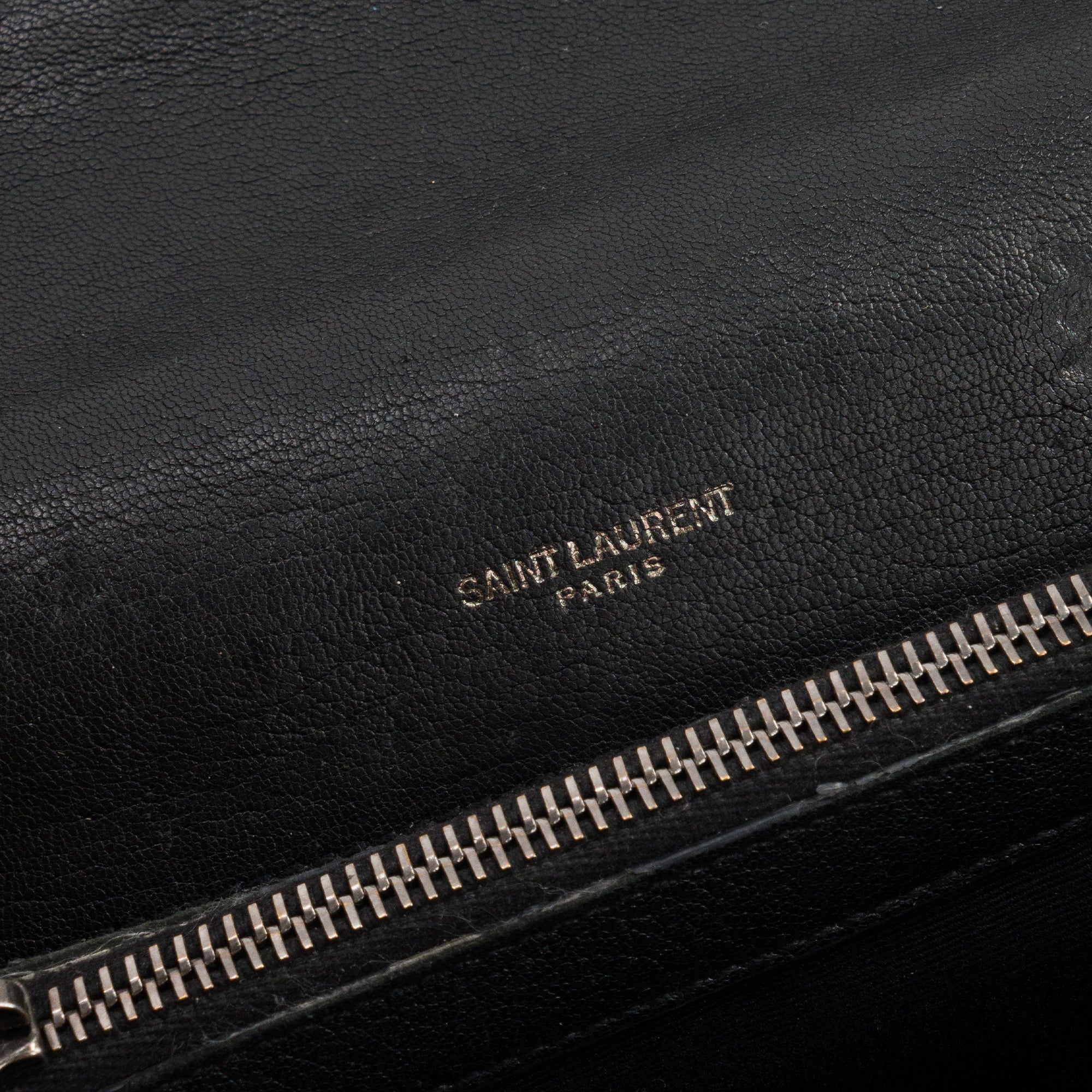 SAINT LAURENT - Sac à bandoulière Collège Saint Laurent en cuir grainé noir