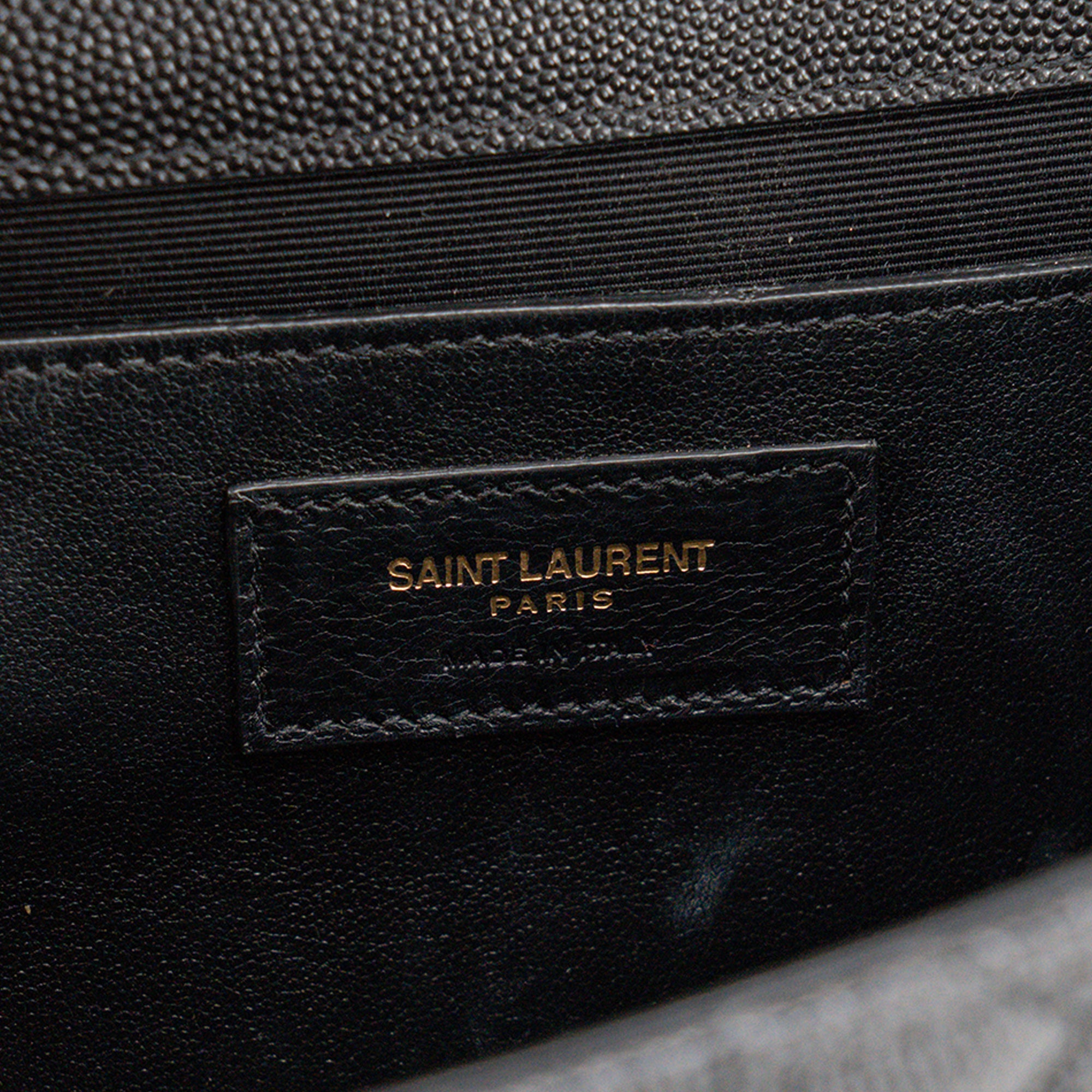 SAINT LAURENT - Sac à bandoulière Envelope Medium Saint Laurent en cuir grainé noir