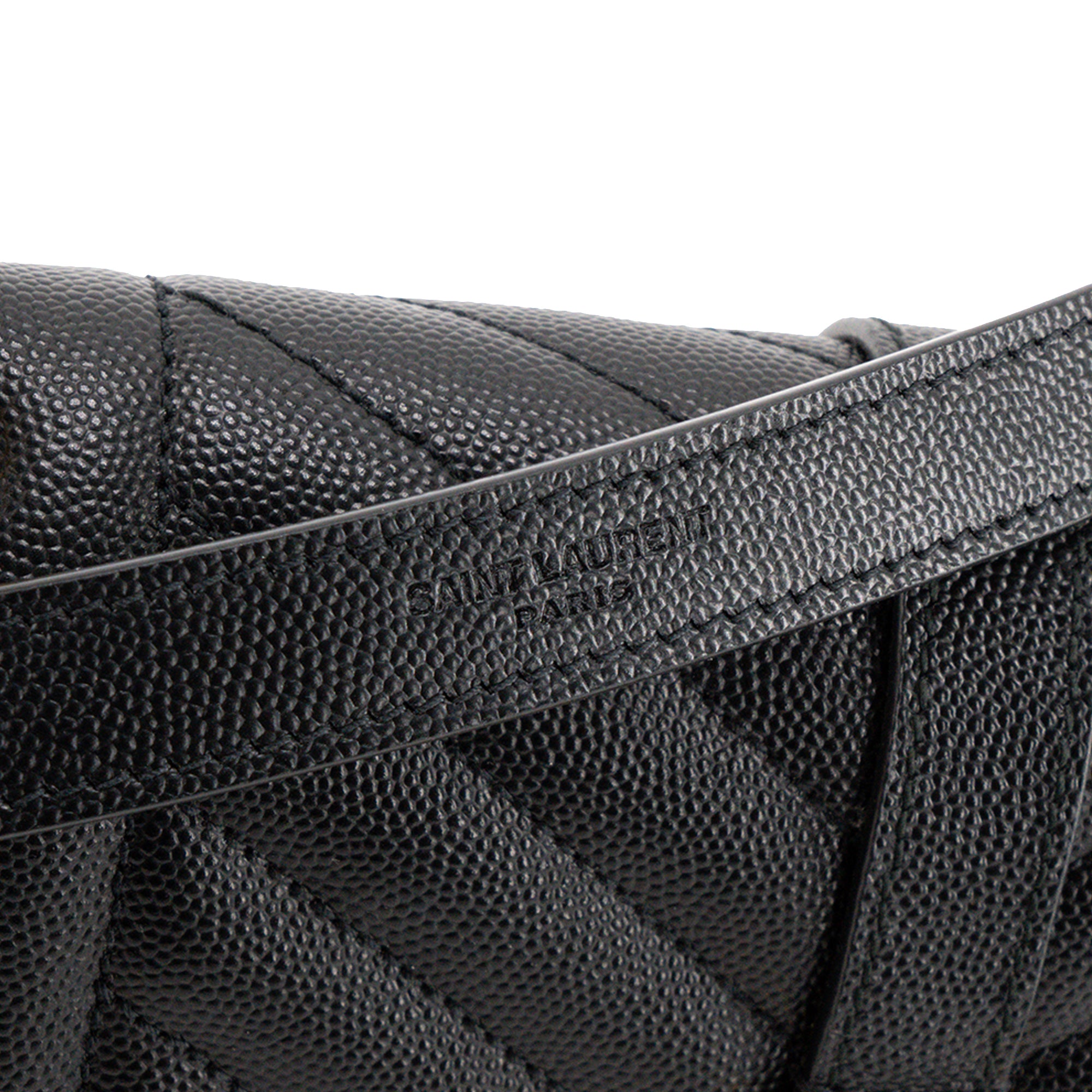 SAINT LAURENT - Sac à bandoulière Envelope Medium Saint Laurent en cuir grainé noir