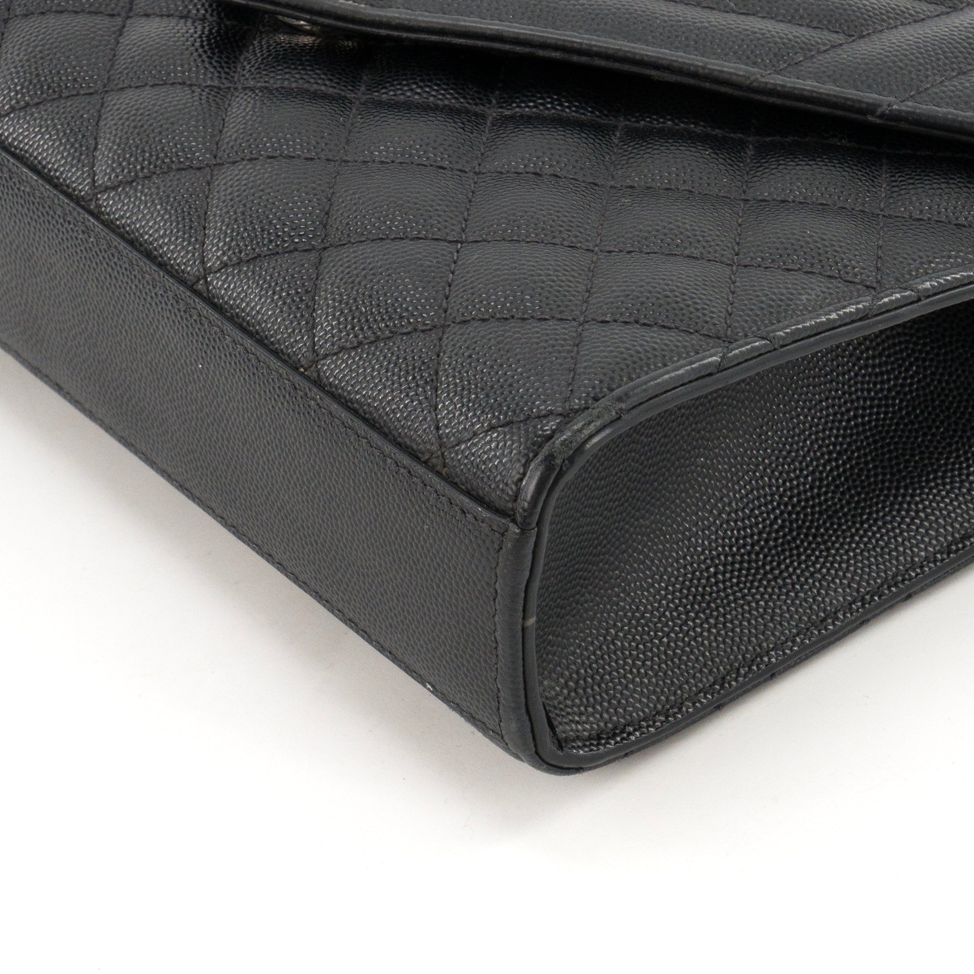 SAINT LAURENT - Sac à bandoulière Envelope MM Saint Laurent en cuir grainé noir