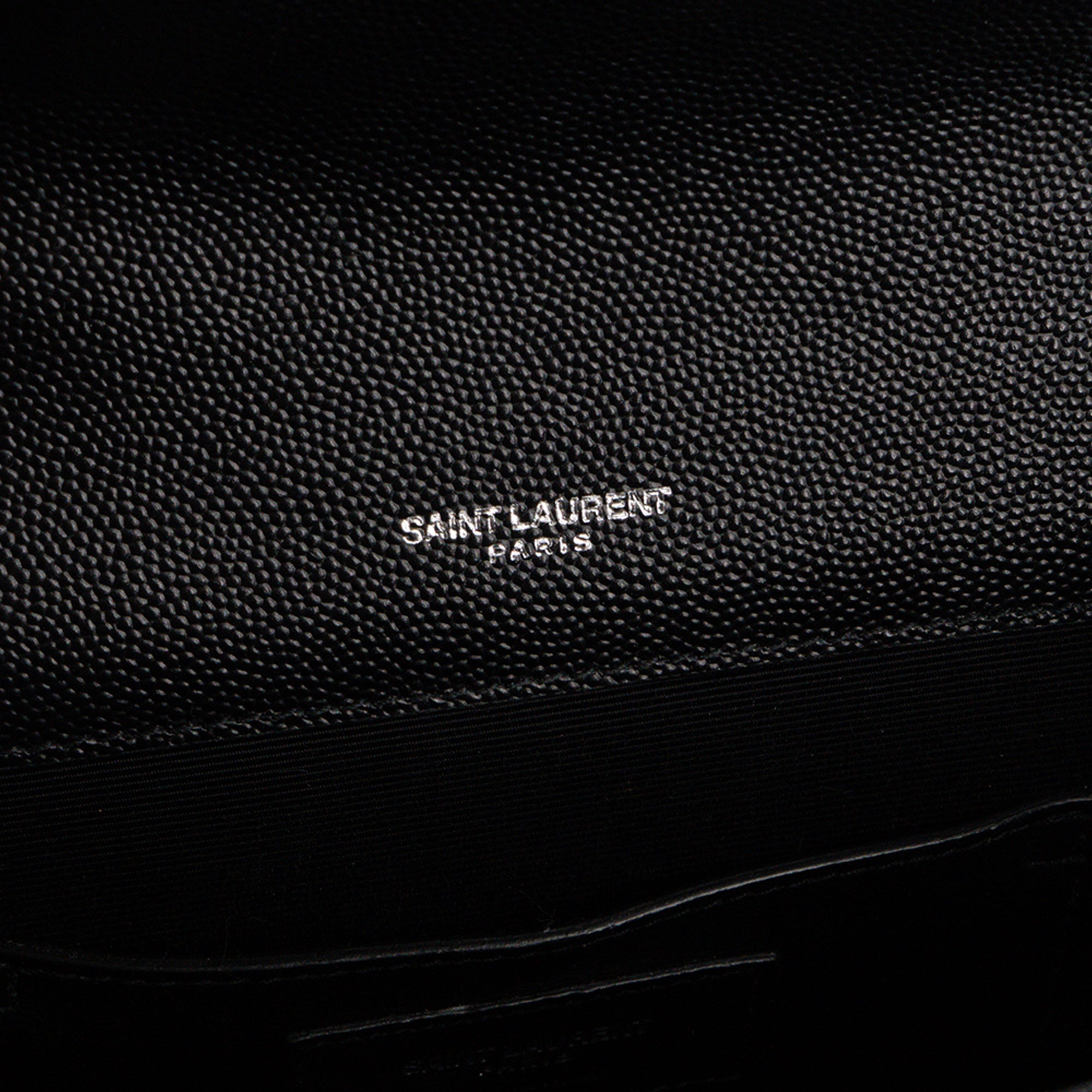 SAINT LAURENT - Sac à bandoulière Envelope Small Saint Laurent en cuir grainé noir