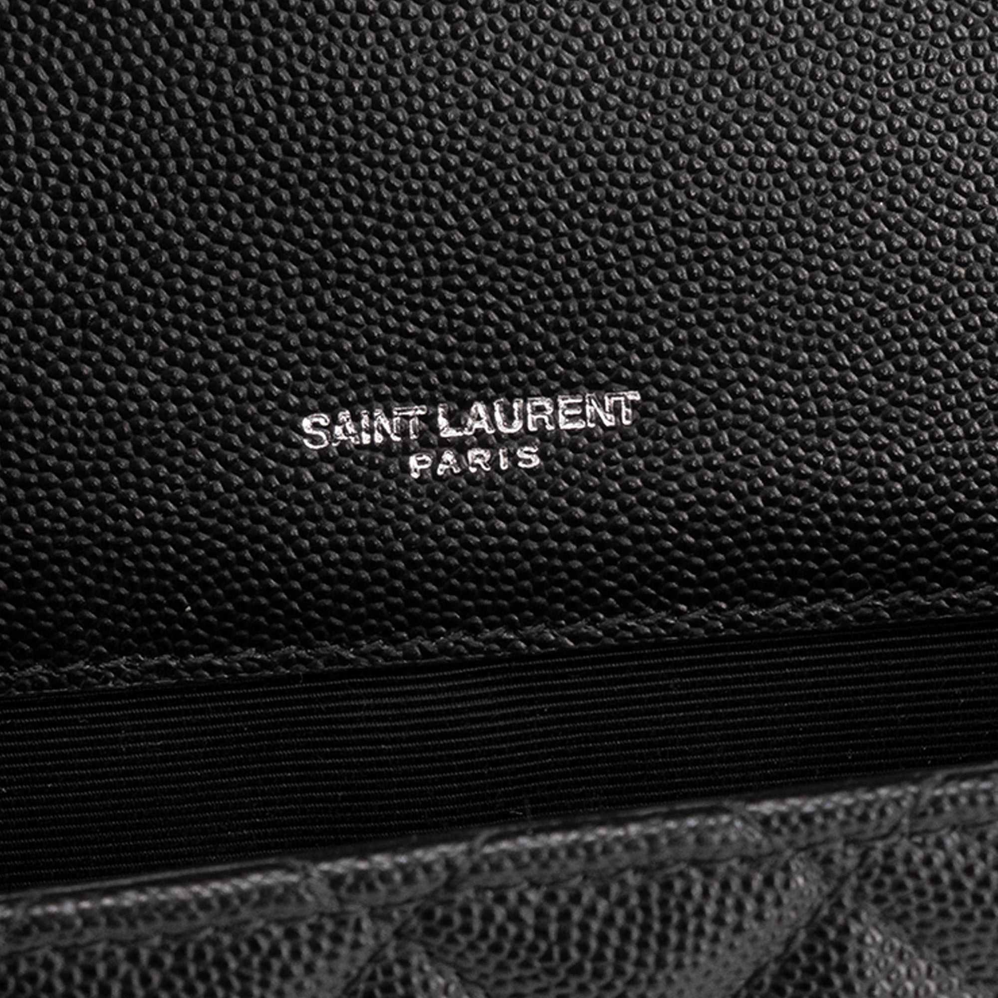 SAINT LAURENT - Sac à bandoulière Envelope small Saint Laurent en cuir grainé noir