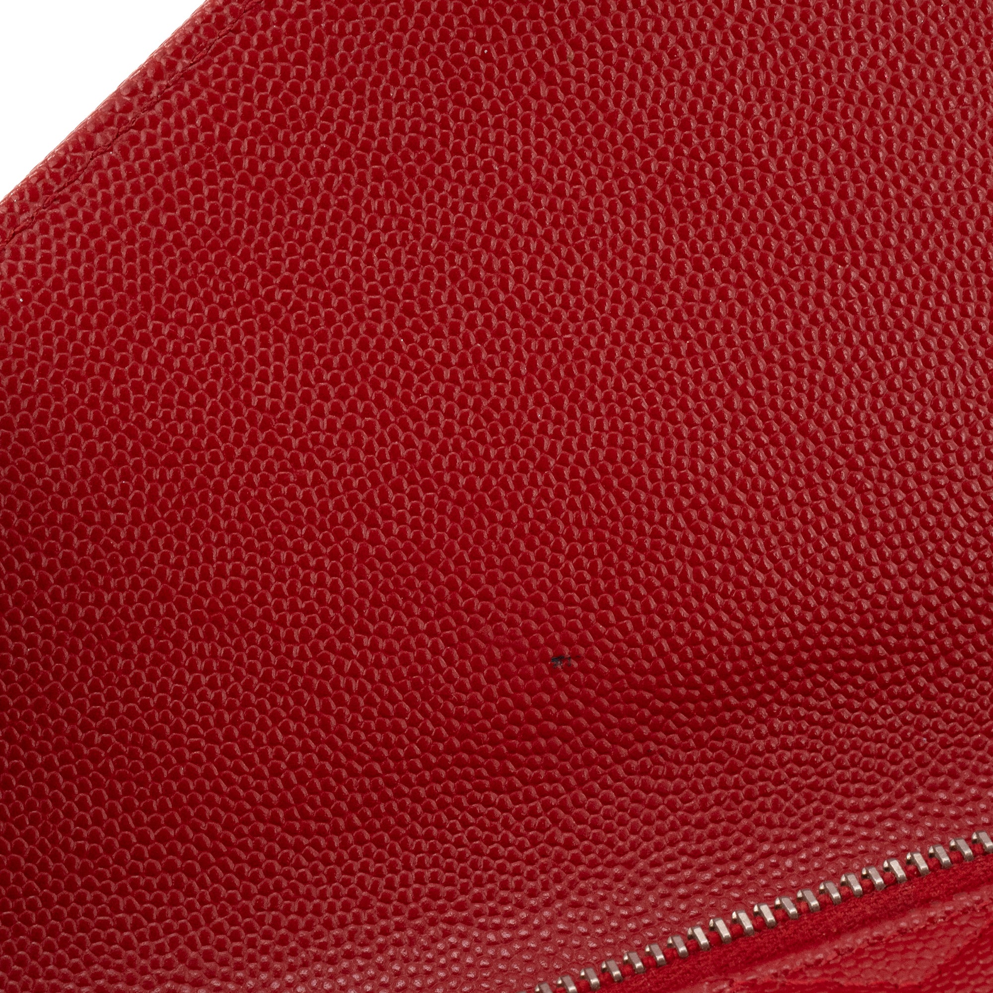 SAINT LAURENT - Sac à bandoulière Enveloppe Cassandre Saint Laurent en cuir grainé rouge
