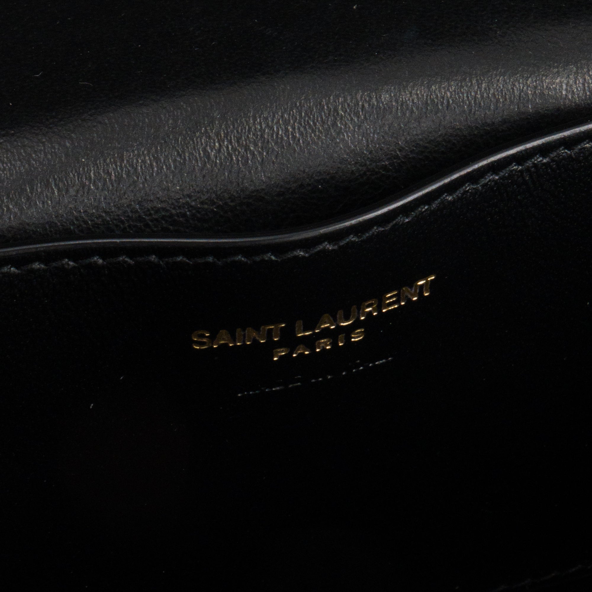 SAINT LAURENT - Sac à bandoulière Gaby Vanity MM Saint Laurent en cuir lisse noir