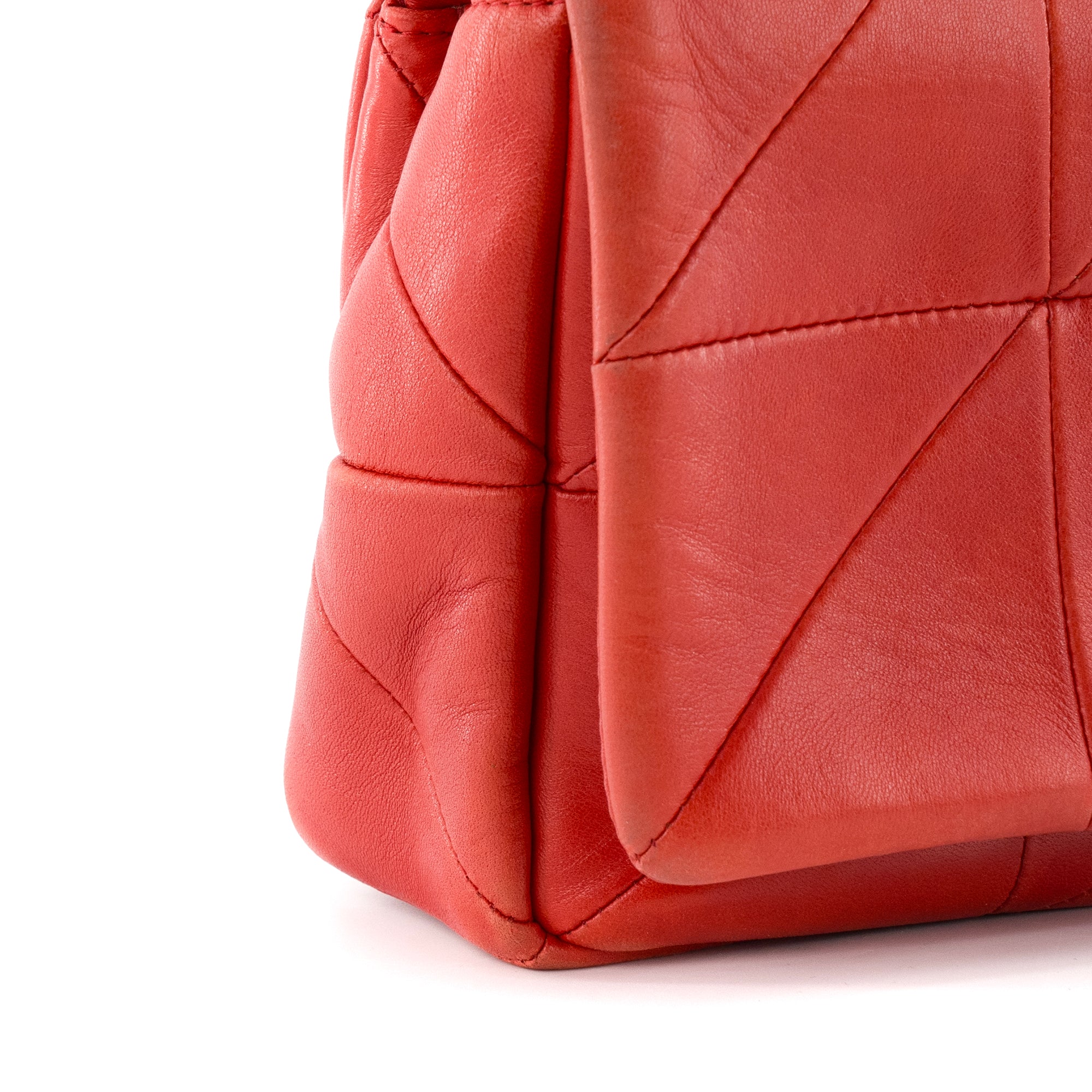 SAINT LAURENT - Sac à bandoulière Jamie medium Saint Laurent en cuir rouge