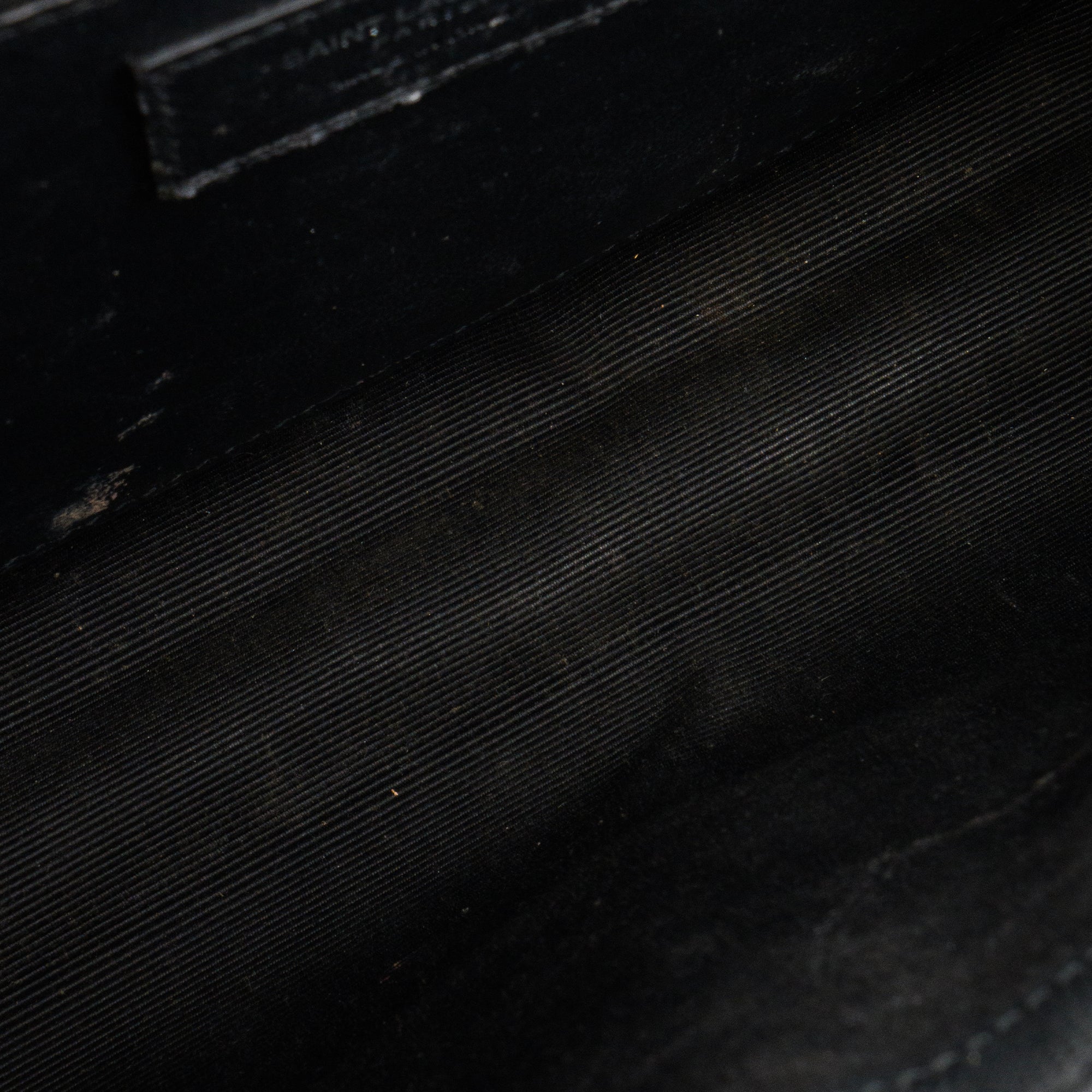 SAINT LAURENT - Sac à bandoulière Kate Saint Laurent en cuir grainé noir