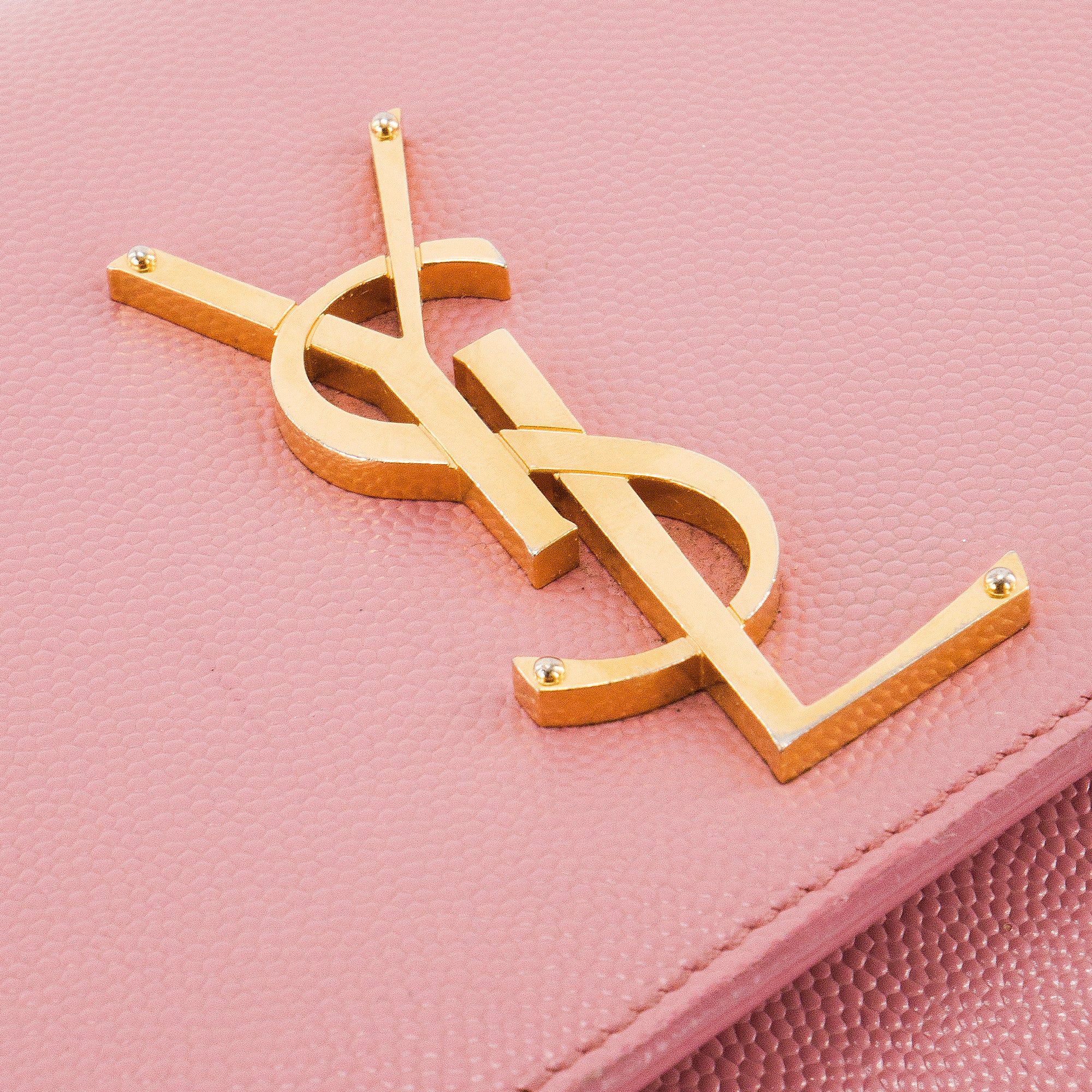 SAINT LAURENT - Sac à bandoulière Kate Saint Laurent en cuir grainé rose