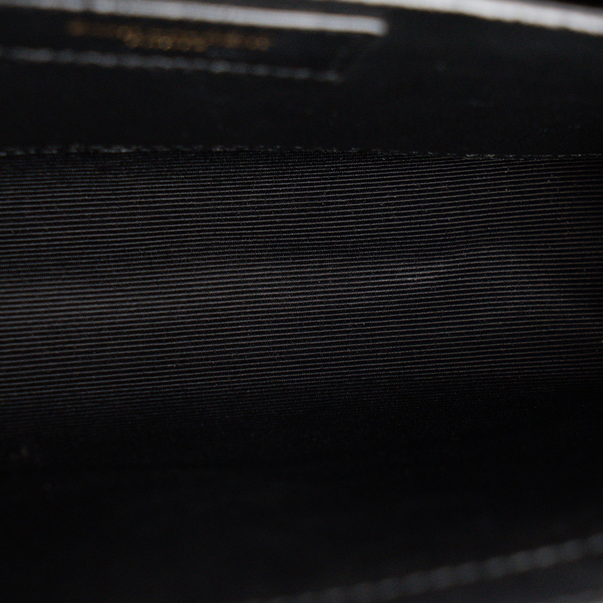 SAINT LAURENT - Sac à bandoulière Kate Saint Laurent en cuir lisse noir et bijouterie tricolore