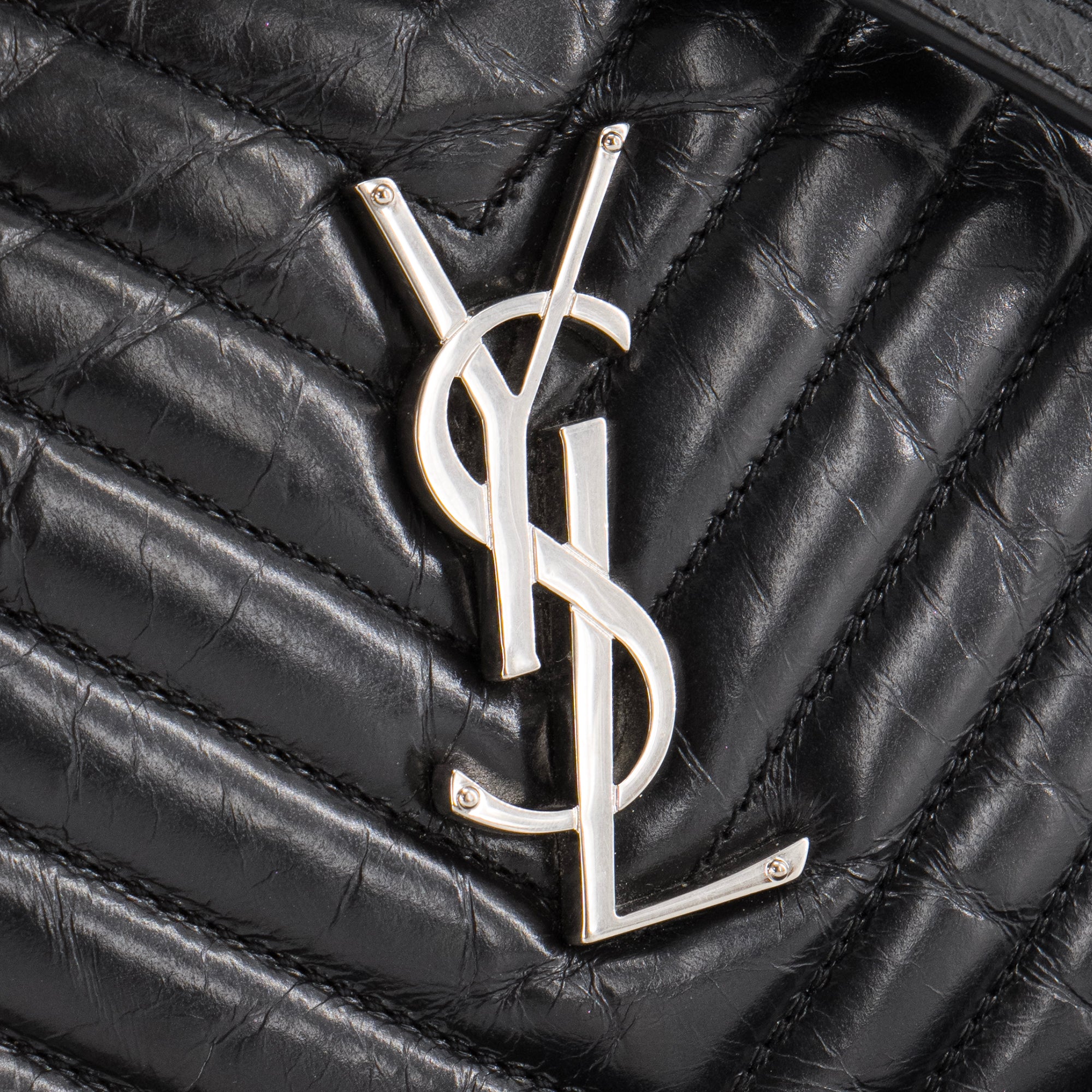 SAINT LAURENT - Sac à bandoulière Lou Saint Laurent en cuir froissé glacé