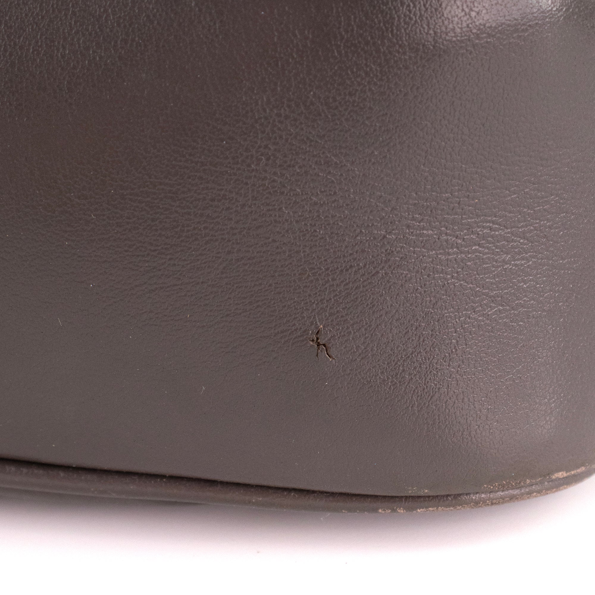 SAINT LAURENT - Sac à bandoulière Lou Saint Laurent en cuir gris