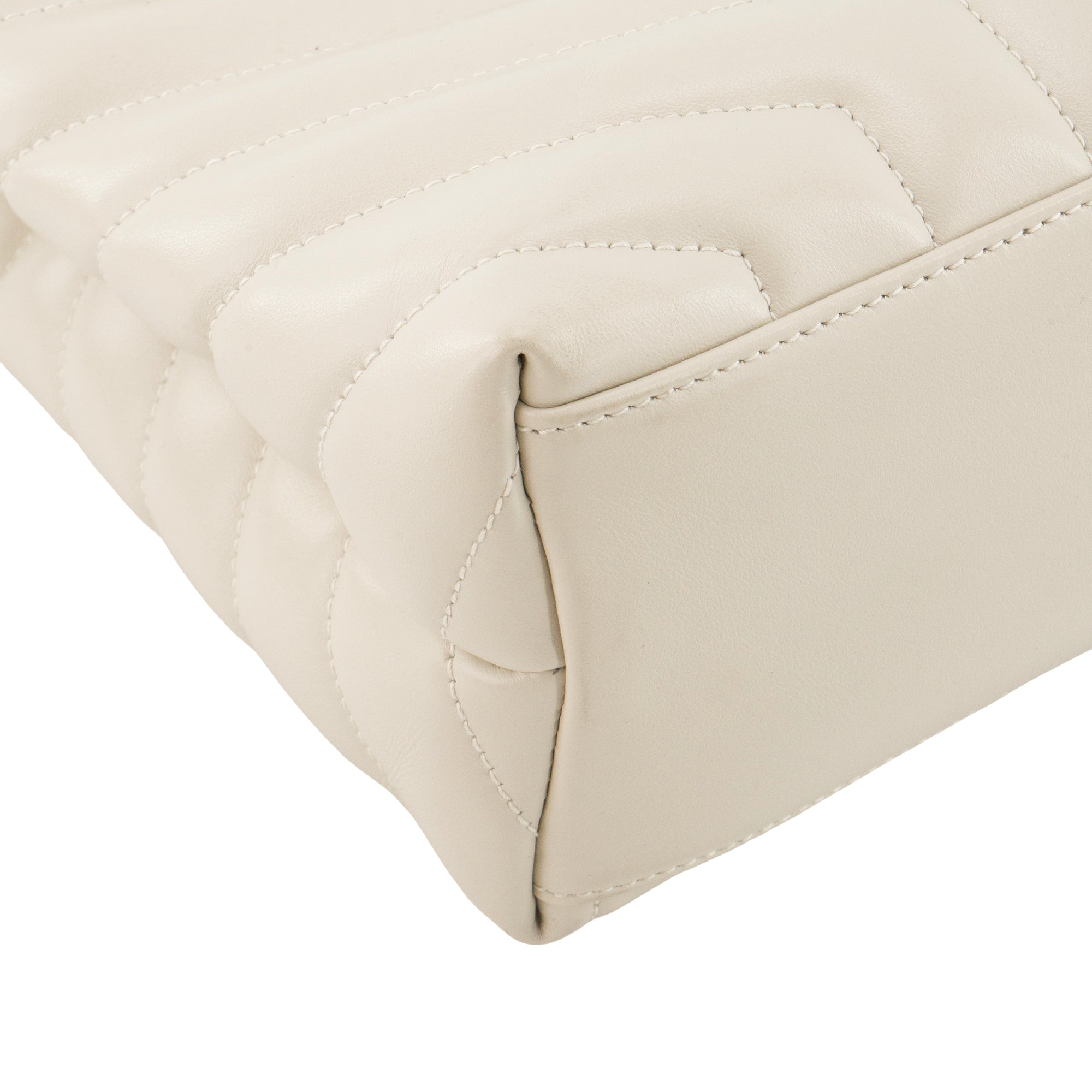 SAINT LAURENT - Sac à bandoulière Loulou medium Saint Laurent en cuir lisse écru