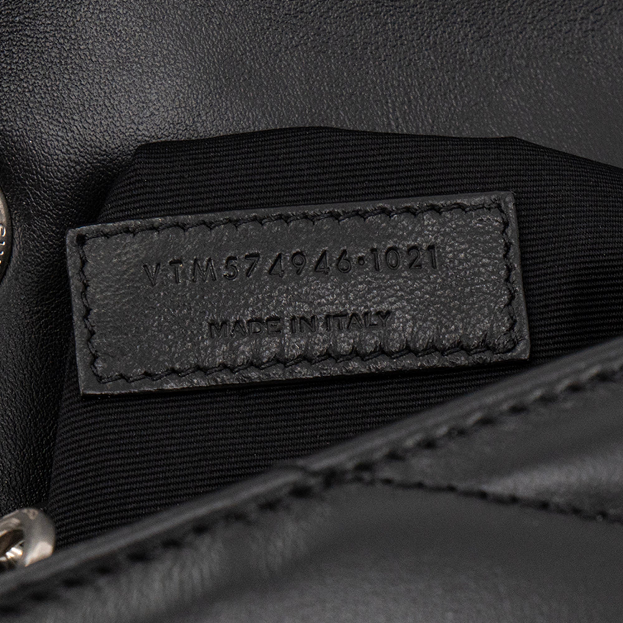 SAINT LAURENT - Sac à bandoulière Loulou Médium Saint Laurent en cuir lisse noir