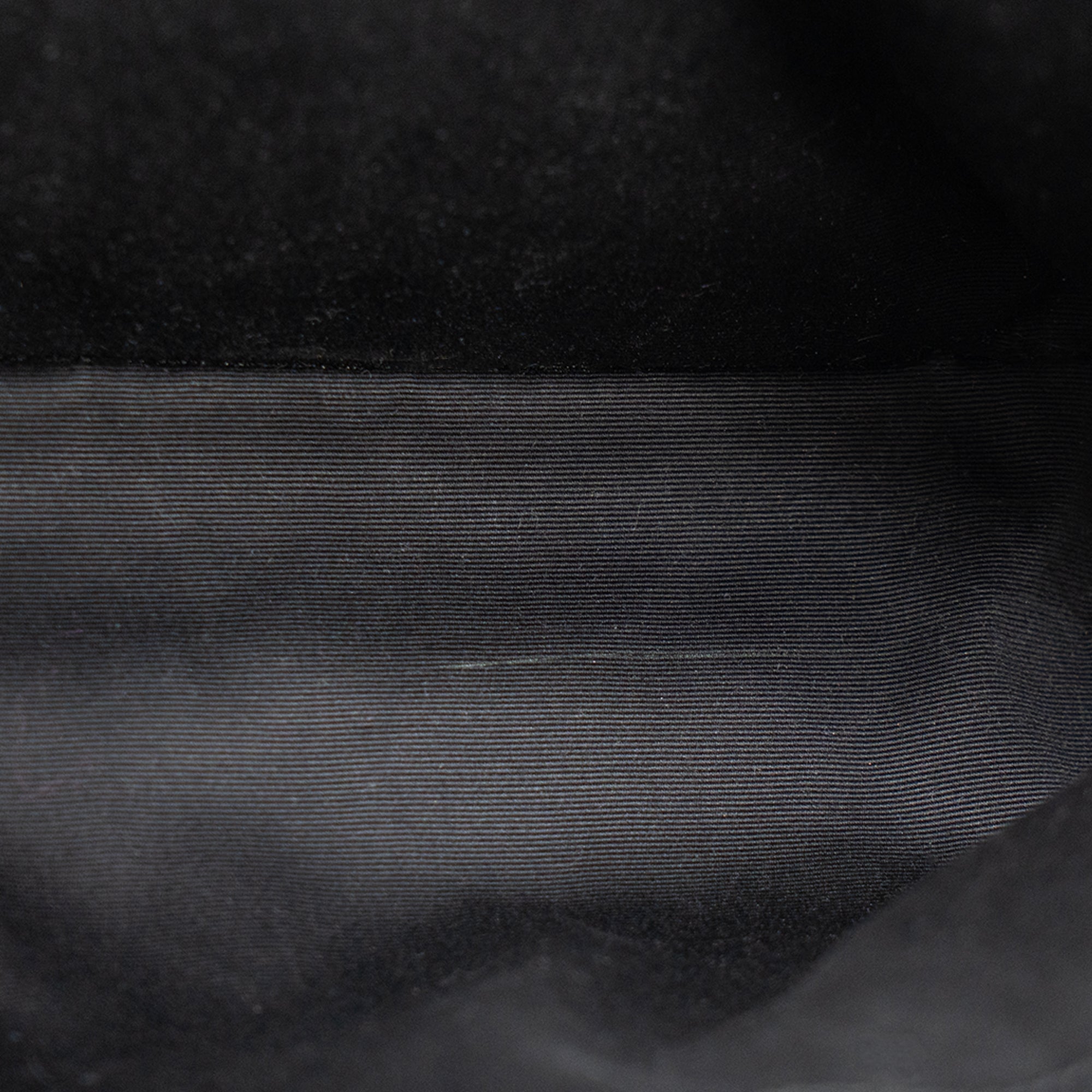 SAINT LAURENT - Sac à bandoulière Loulou Médium Saint Laurent en cuir lisse noir