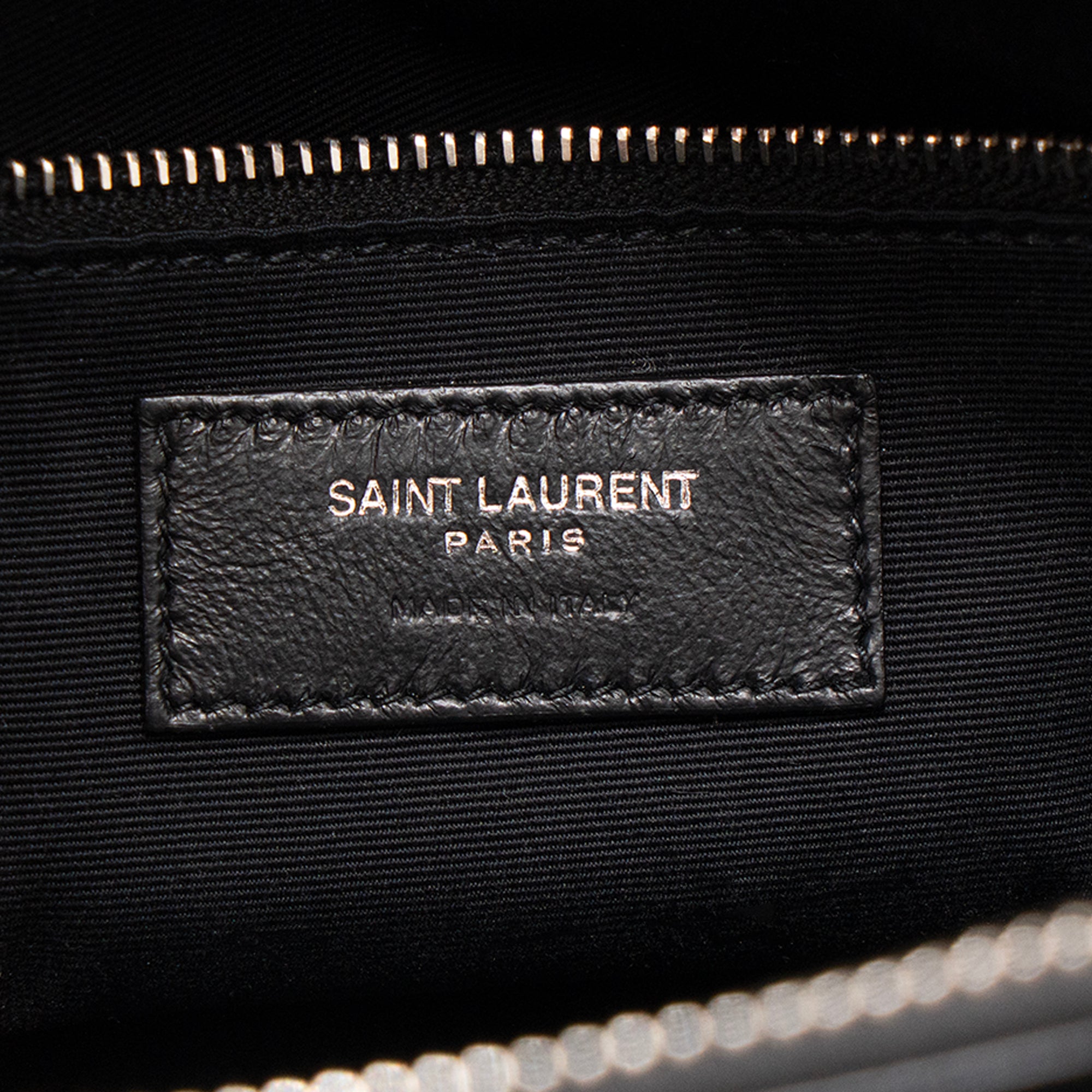 SAINT LAURENT - Sac à bandoulière Loulou Médium Saint Laurent en cuir lisse noir