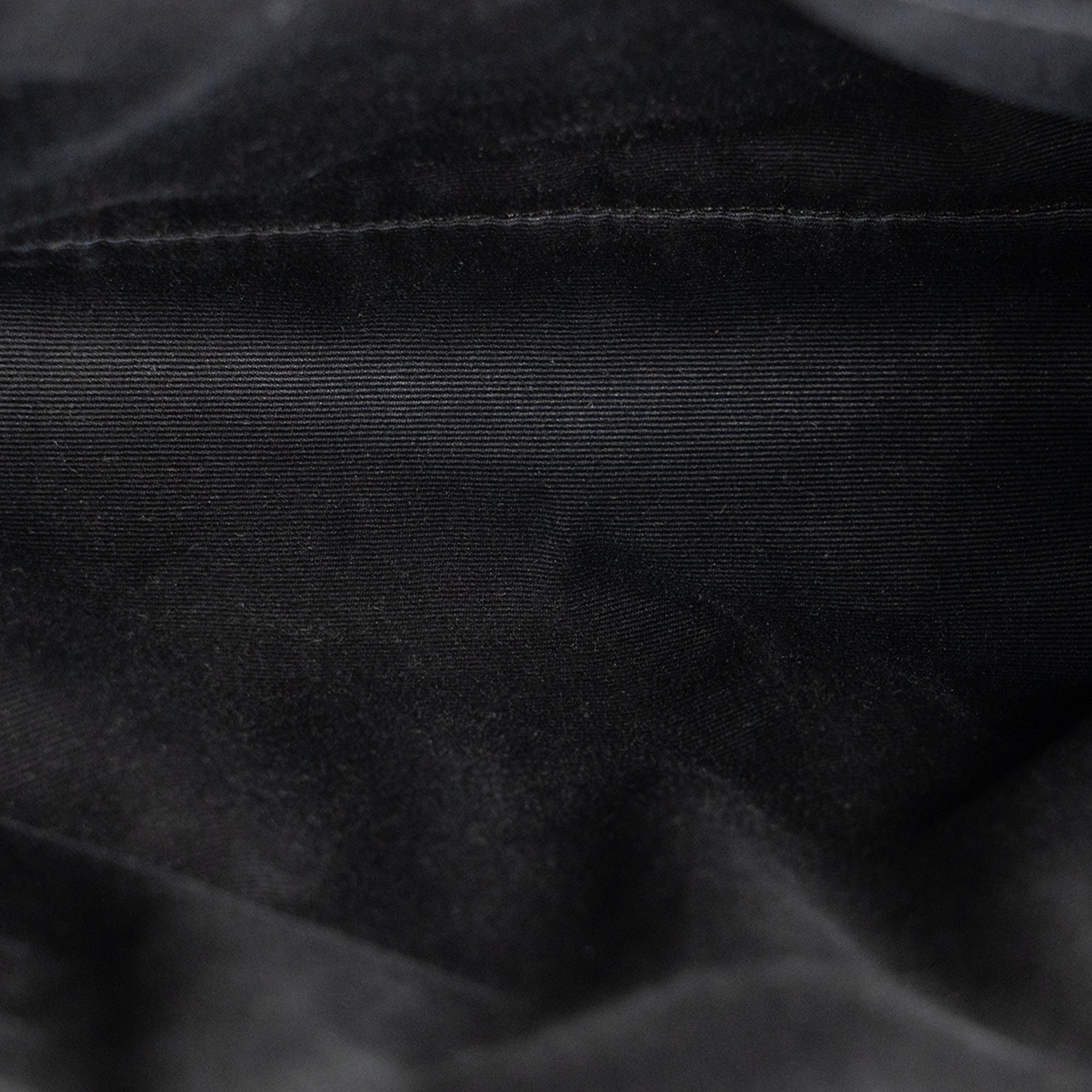 SAINT LAURENT - Sac à bandoulière Loulou Medium Saint Laurent en cuir lisse noir