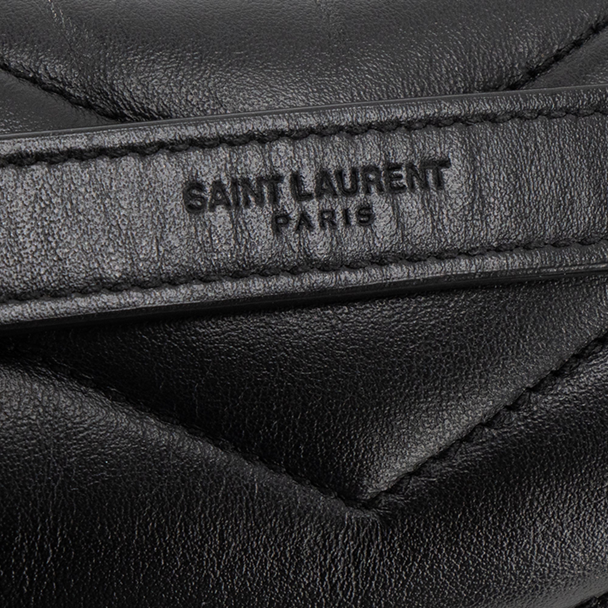 SAINT LAURENT - Sac à bandoulière Loulou Medium Saint Laurent en cuir lisse noir