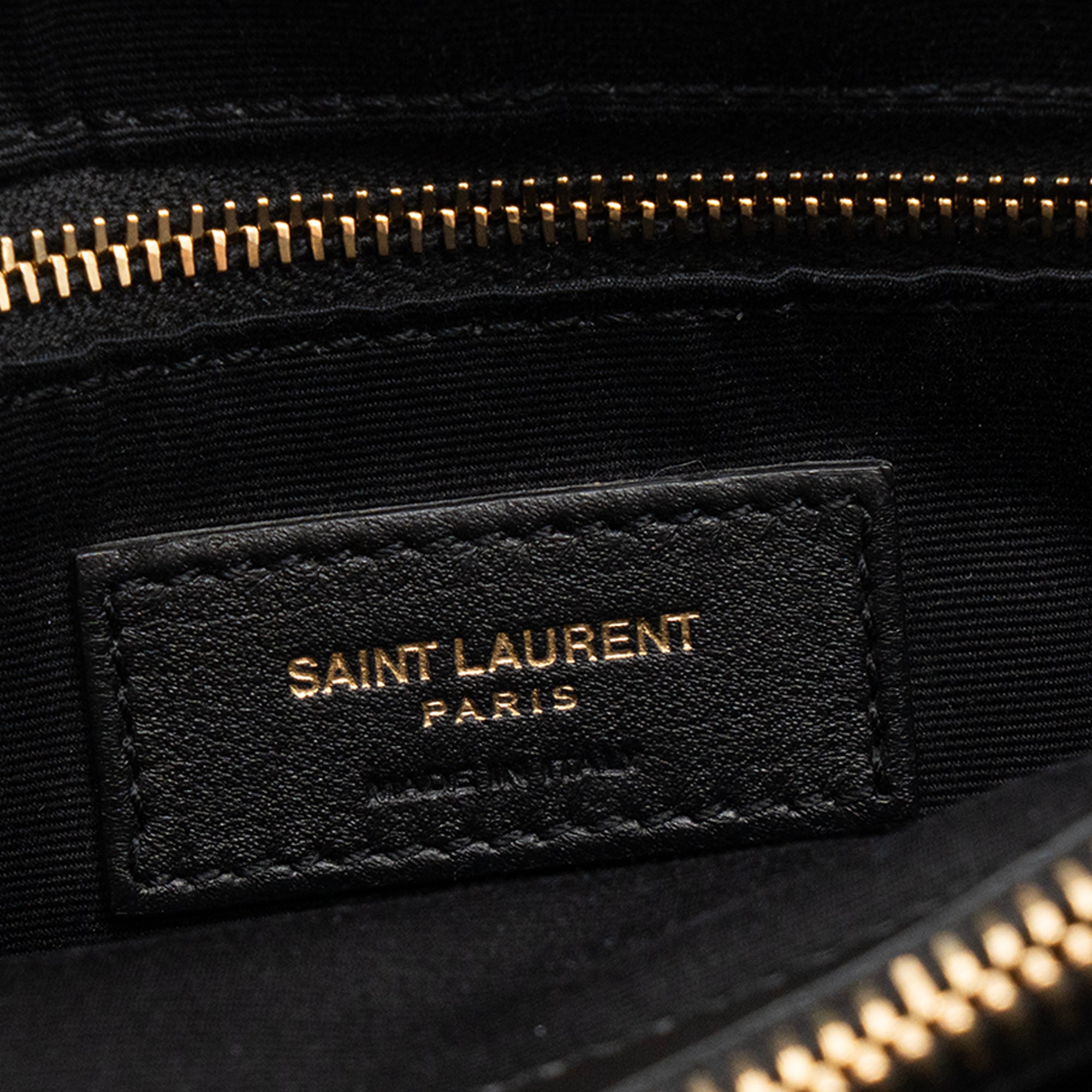 SAINT LAURENT - Sac à bandoulière Loulou Medium Saint Laurent en cuir lisse noir