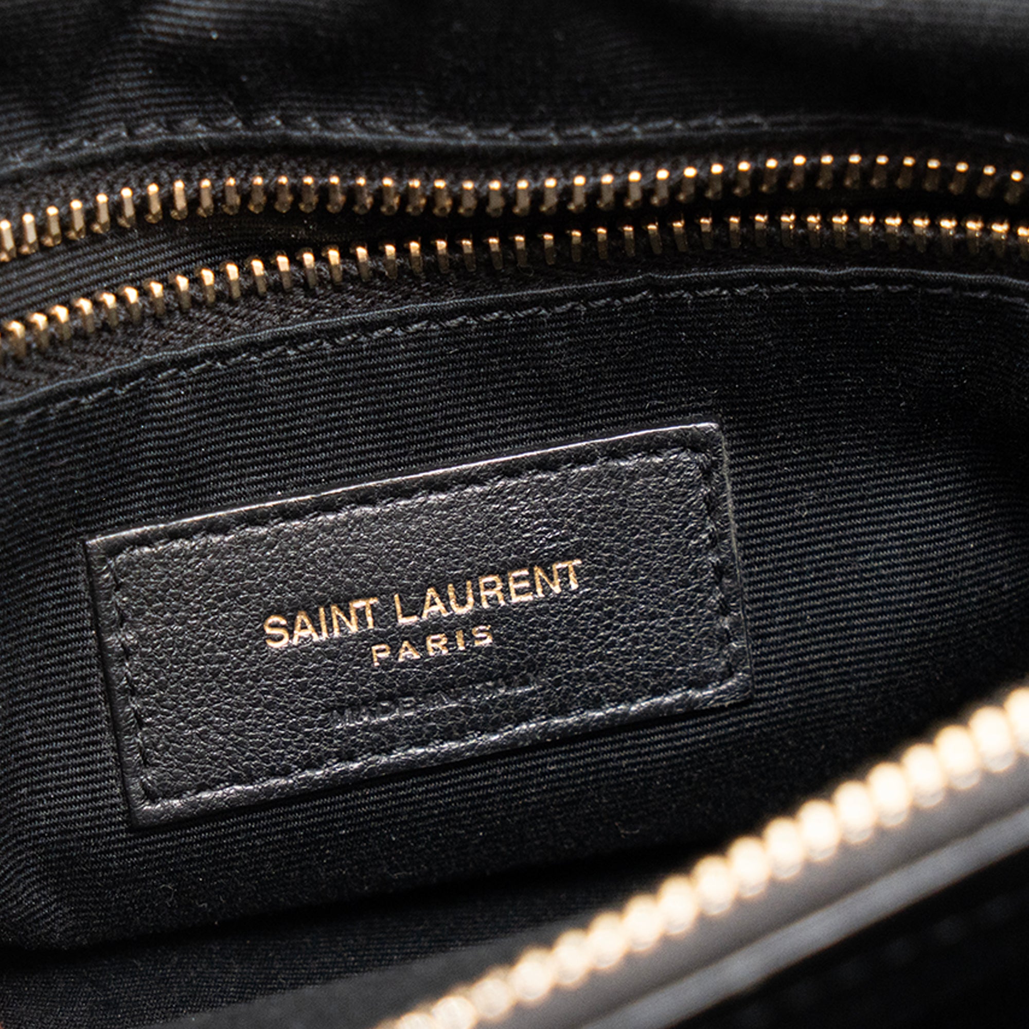 SAINT LAURENT - Sac à bandoulière Loulou Medium Saint Laurent en cuir noir