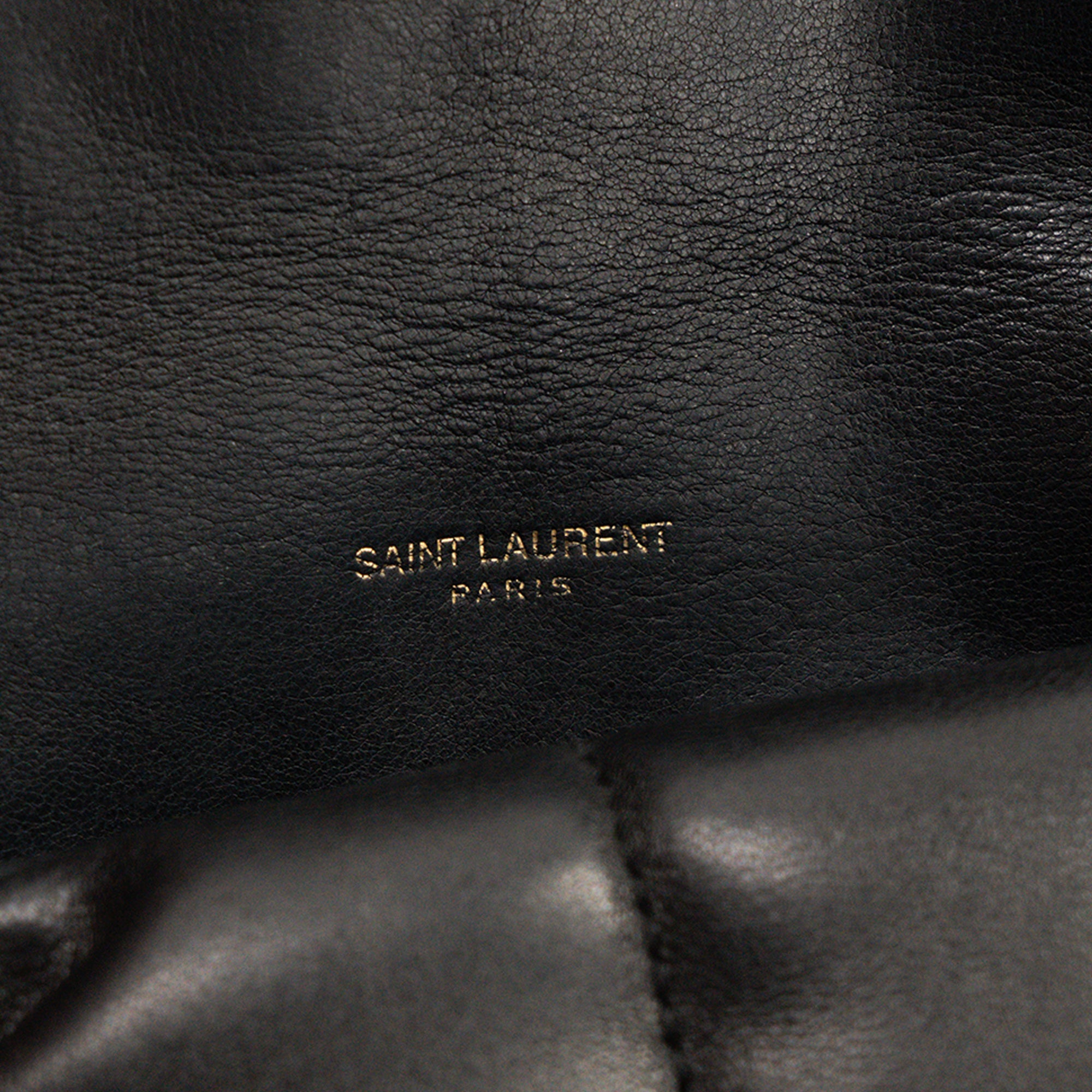 SAINT LAURENT - Sac à bandoulière Loulou Puffer Small Saint Laurent en cuir lisse noir
