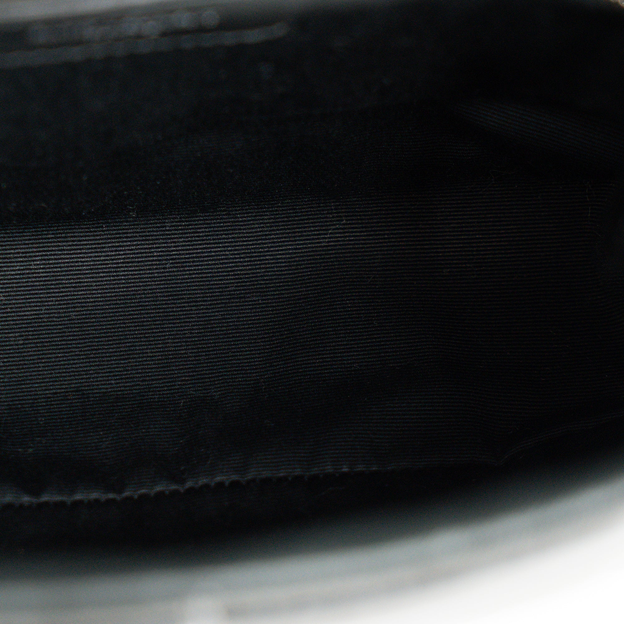 SAINT LAURENT - Sac à bandoulière Loulou Puffer Toy Saint Laurent en cuir lisse noir