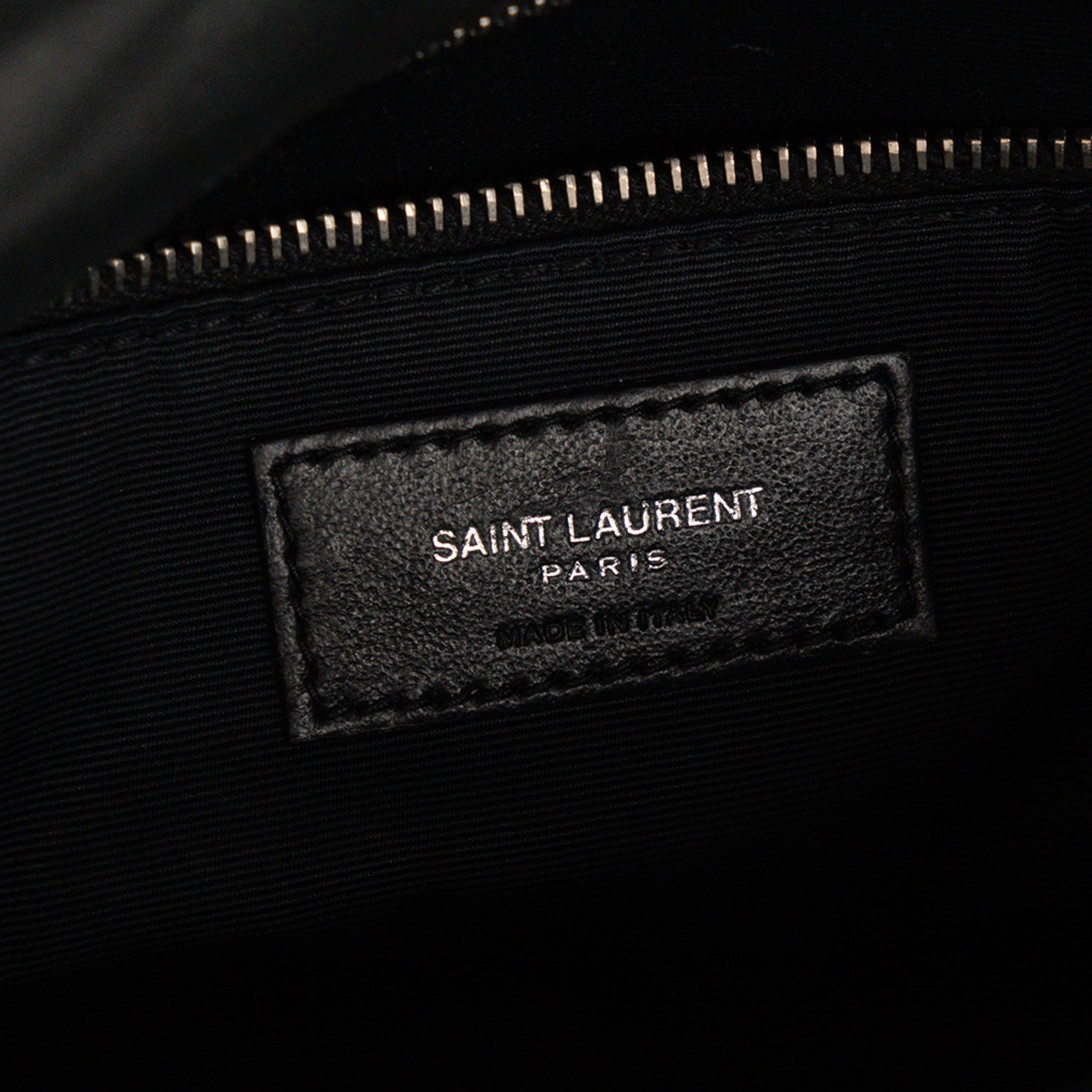 SAINT LAURENT - Sac à bandoulière Loulou Puffer Toy Saint Laurent en cuir lisse noir
