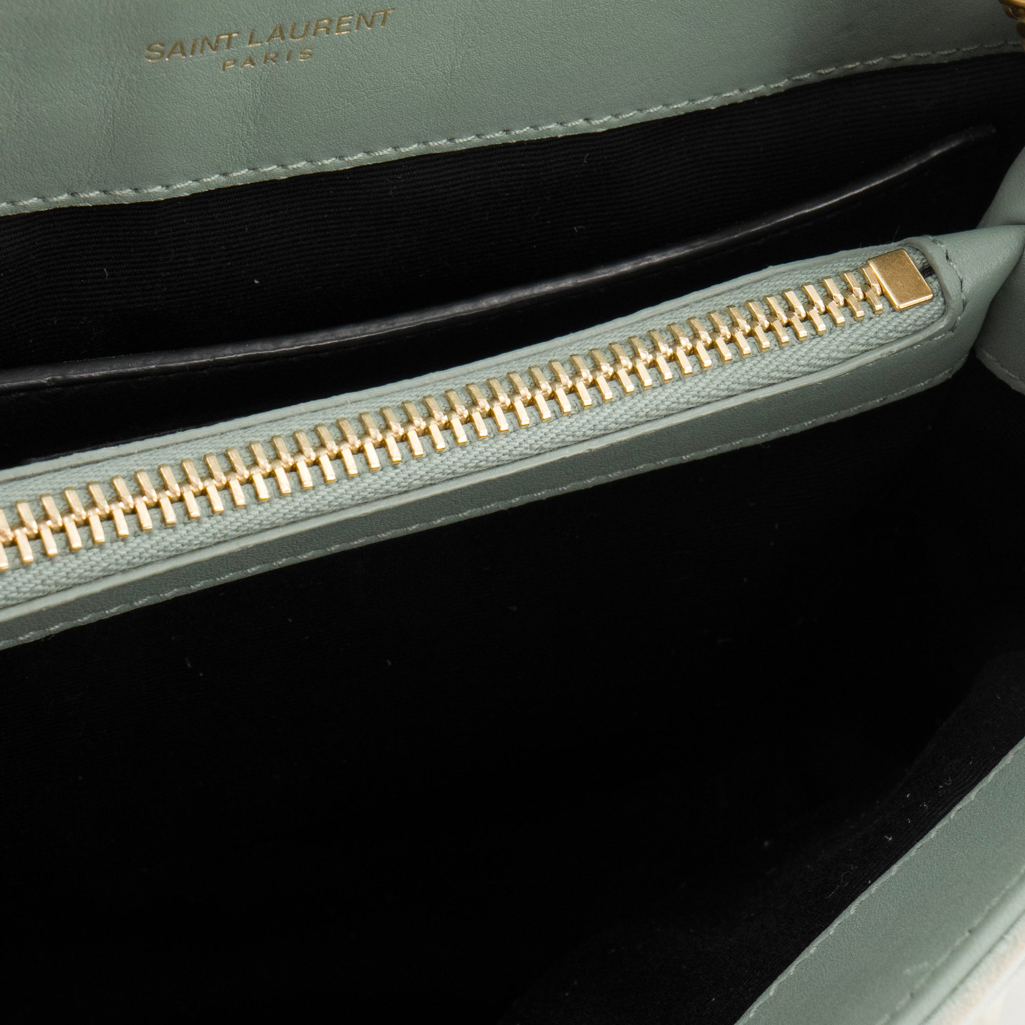 SAINT LAURENT - Sac à bandoulière Loulou small Saint Laurent en daim vert d'eau