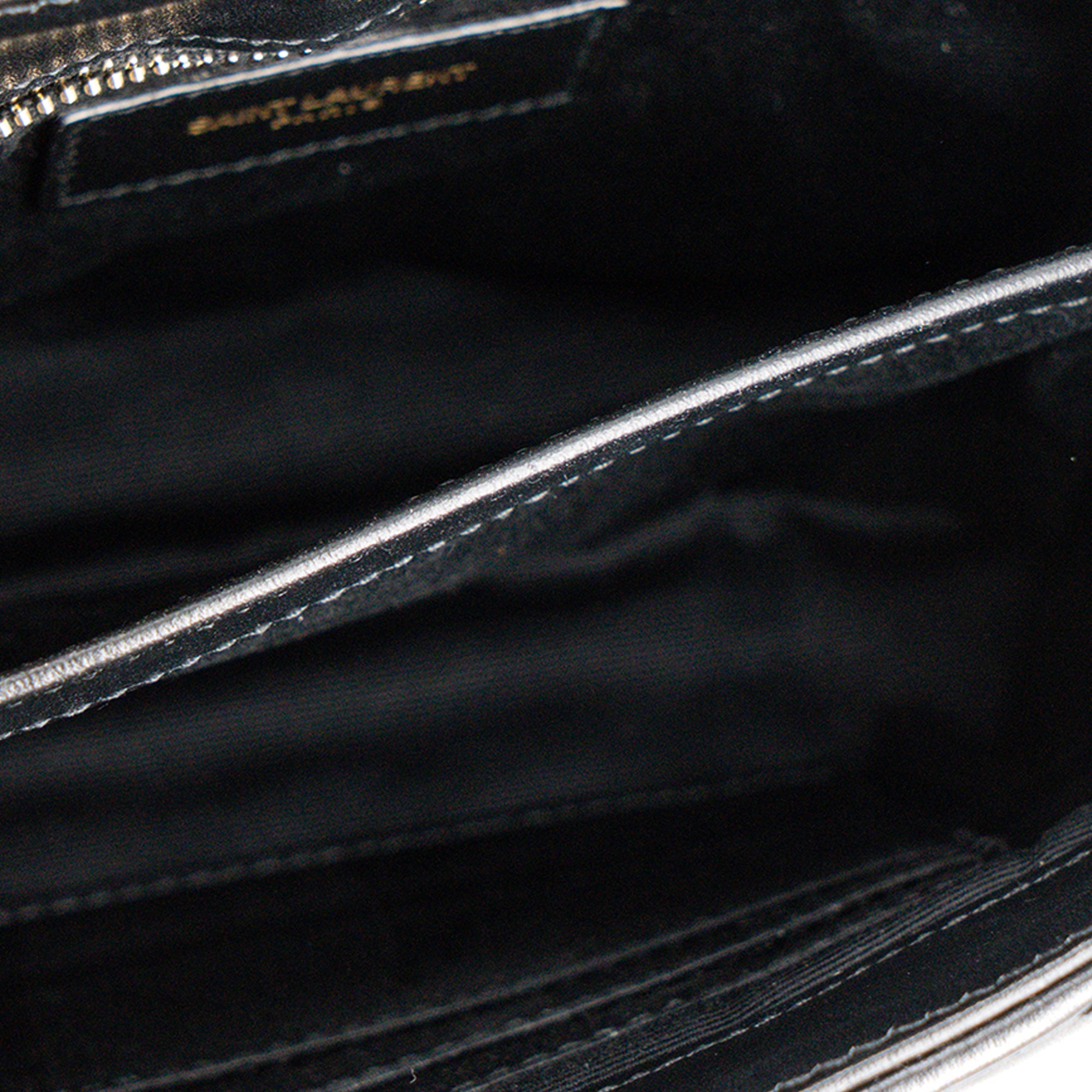 SAINT LAURENT - Sac à bandoulière Loulou Toy Saint Laurent en cuir lisse noir