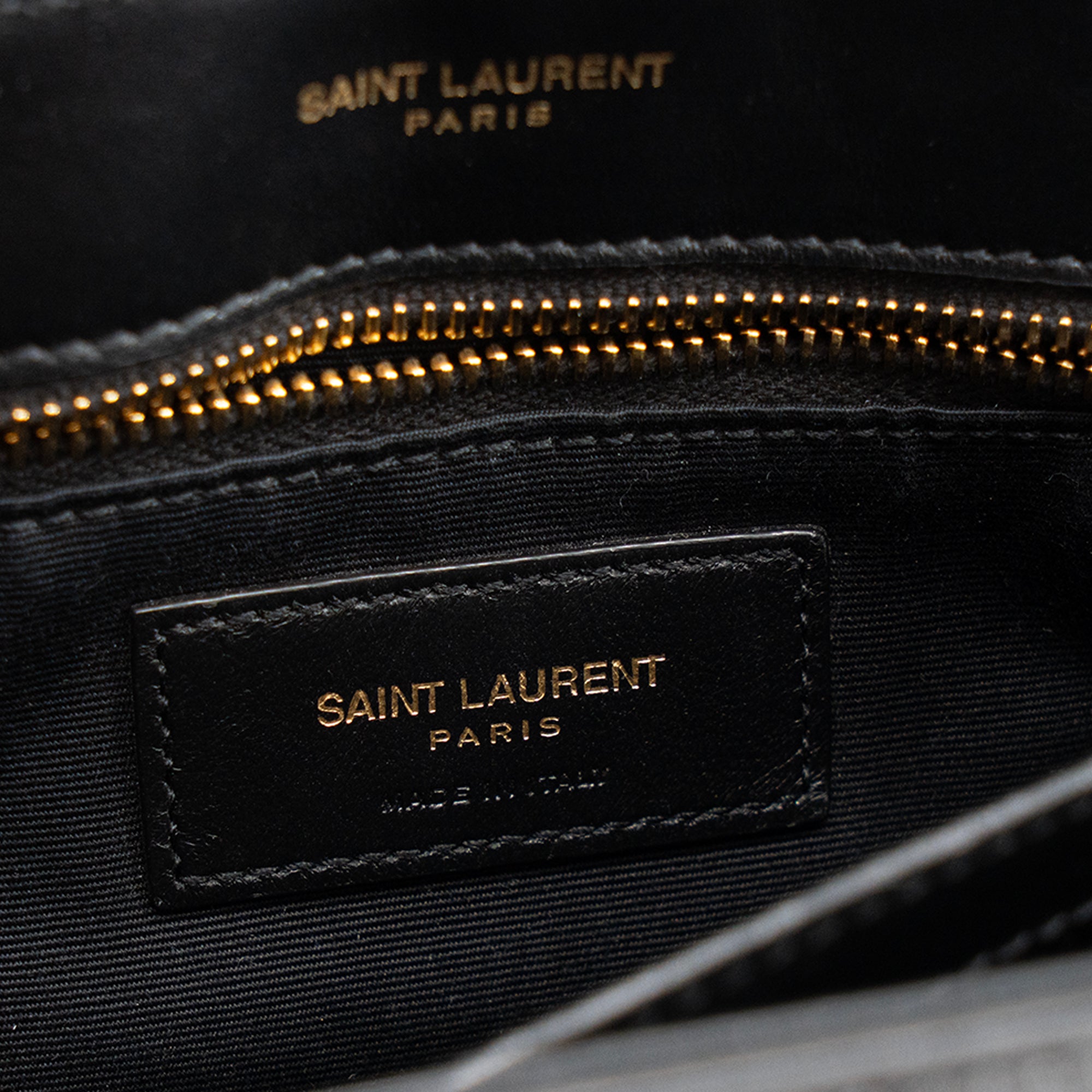SAINT LAURENT - Sac à bandoulière Loulou Toy Saint Laurent en cuir lisse noir