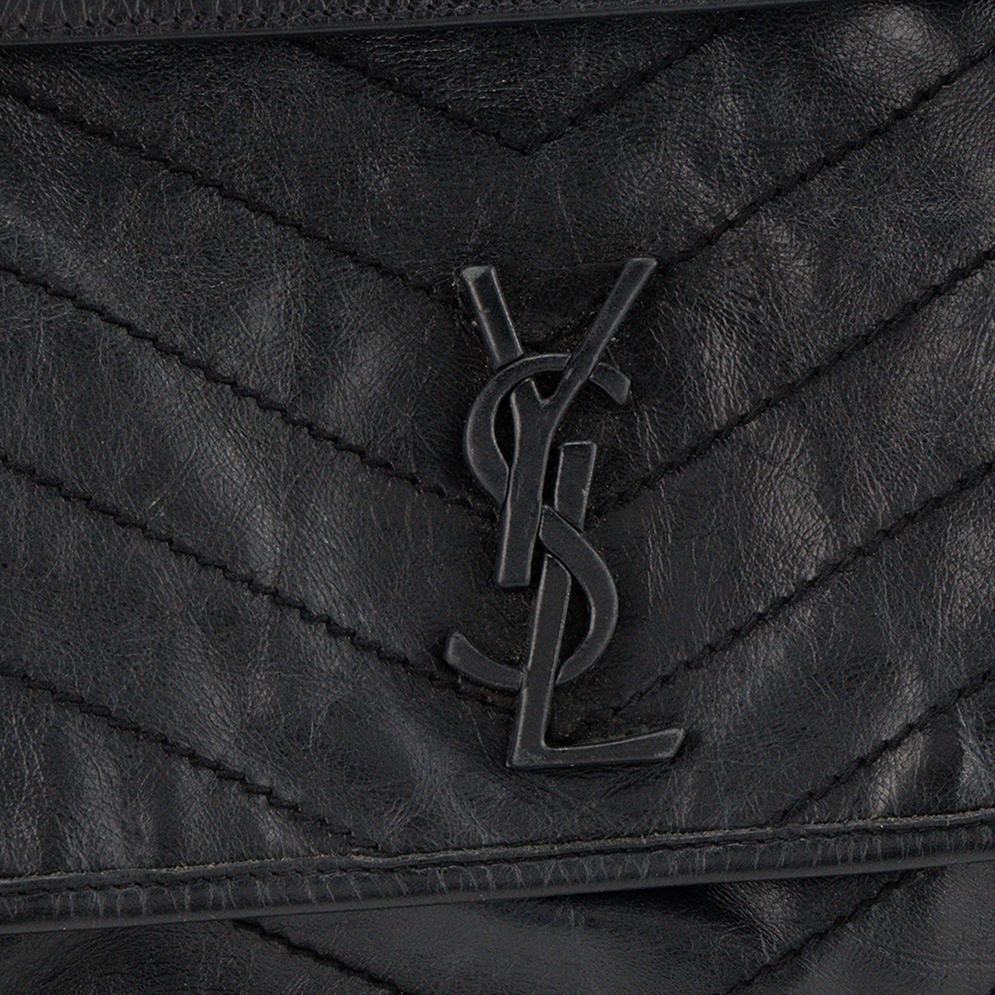 SAINT LAURENT - Sac a bandoulière Niki Medium Saint Laurent en cuir froissé noir