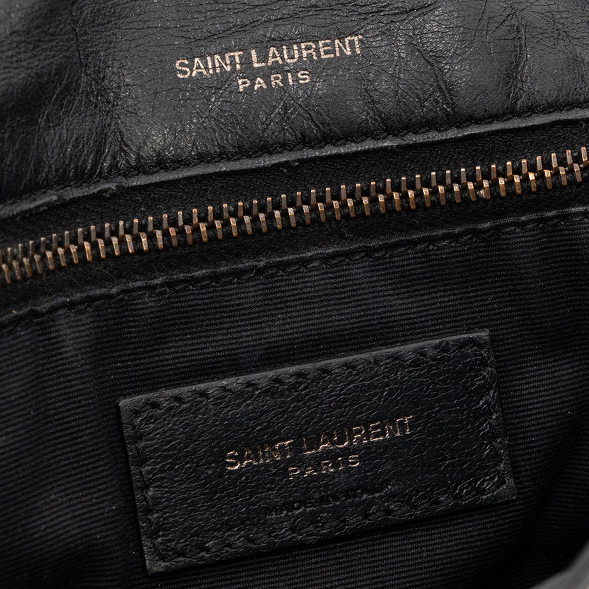 SAINT LAURENT - Sac à bandoulière Niki medium Saint Laurent en cuir froissé noir