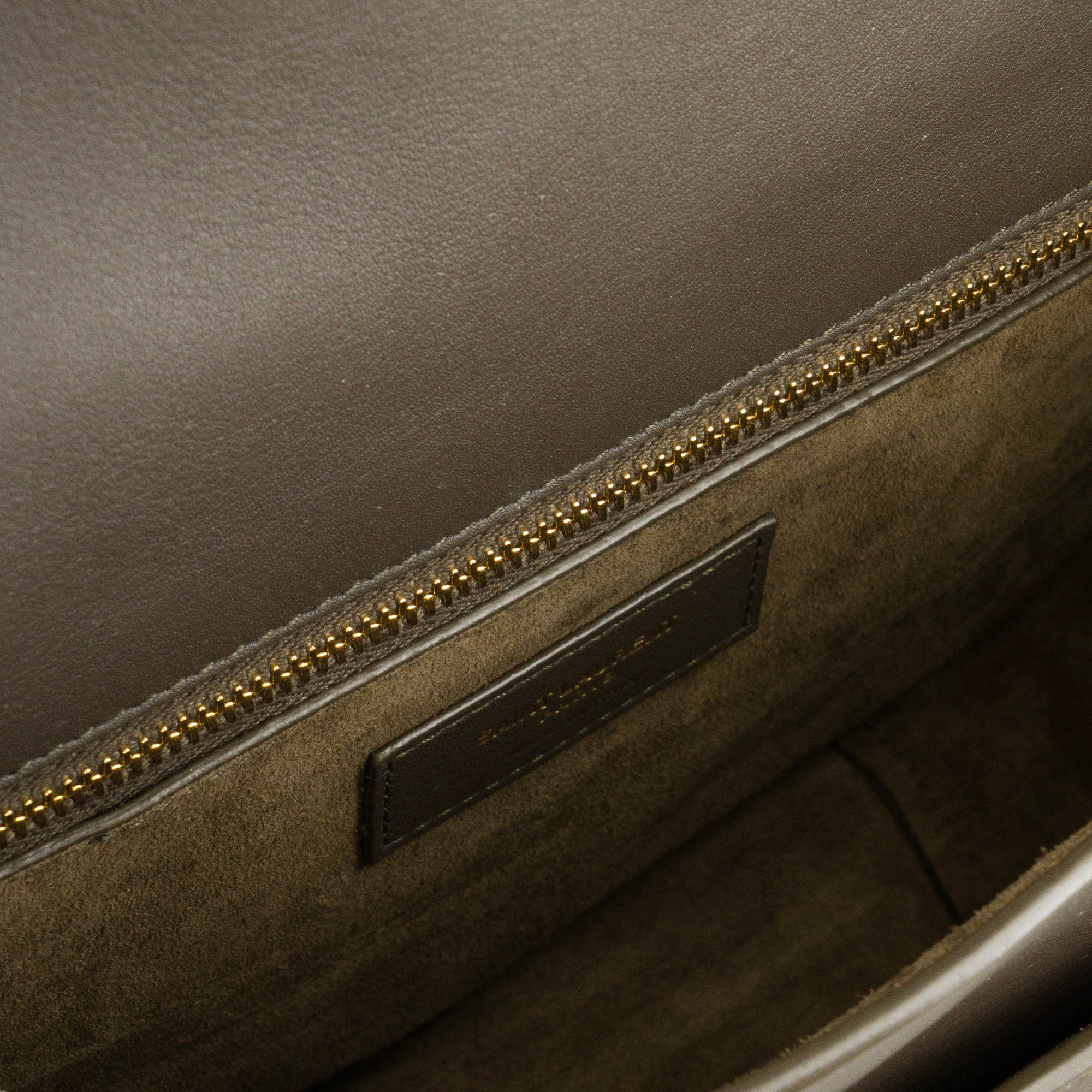 SAINT LAURENT - Sac à bandoulière Niki Satchel Saint Laurent en cuir lisse kaki