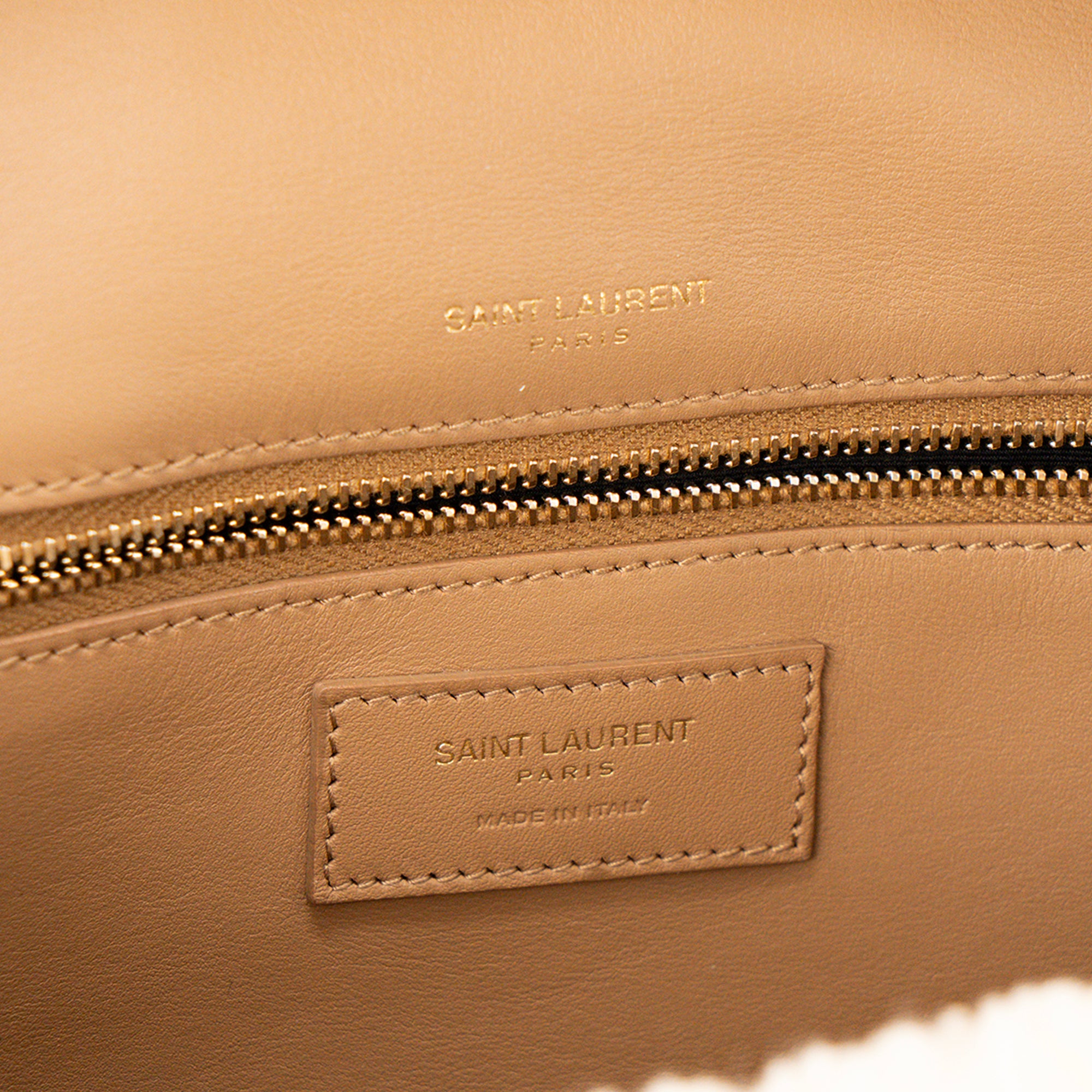 SAINT LAURENT - Sac à bandoulière Niki Saint Laurent en shearling et daim marron