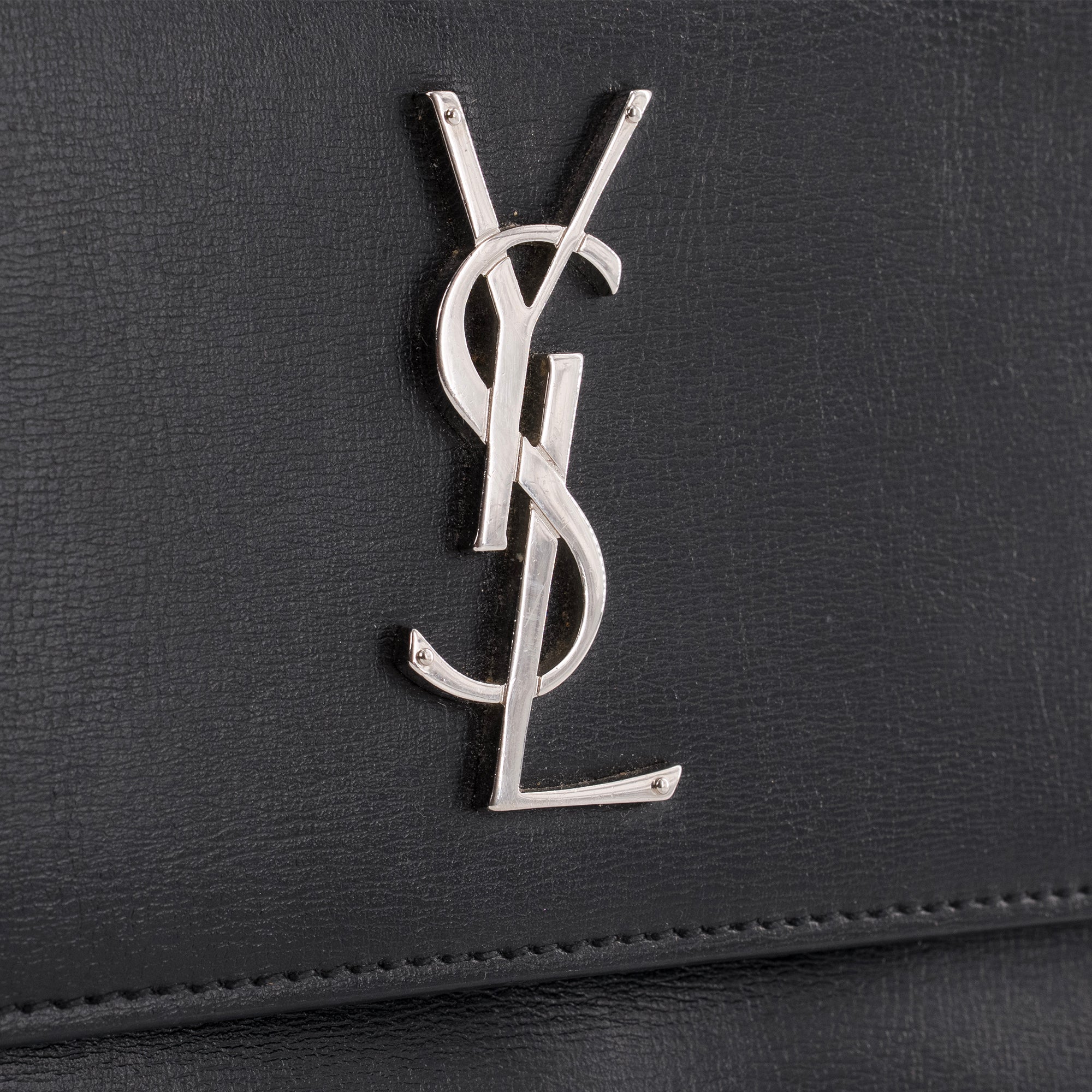 SAINT LAURENT - Sac à bandoulière Sunset medium Saint Laurent en cuir noir