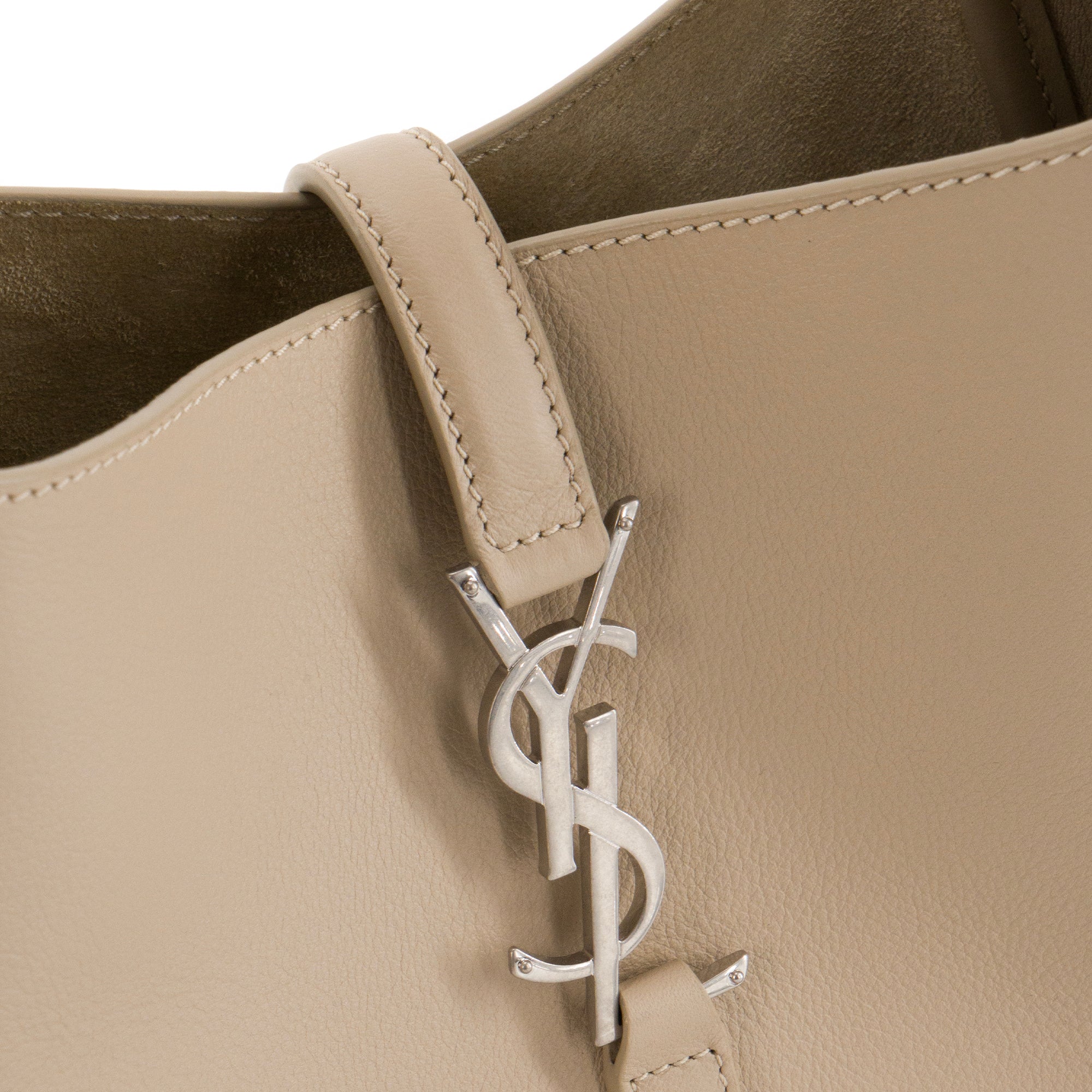 SAINT LAURENT - Sac à épaule 5 à 7 small souple Saint Laurent en cuir lisse beige