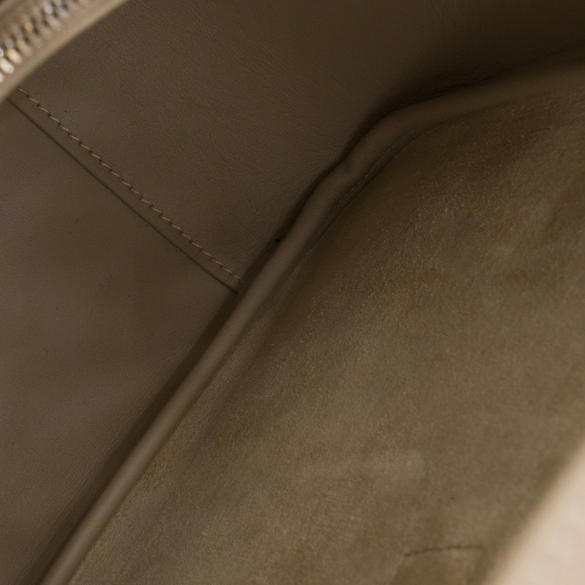 SAINT LAURENT - Sac à épaule 5 à 7 small souple Saint Laurent en cuir lisse beige
