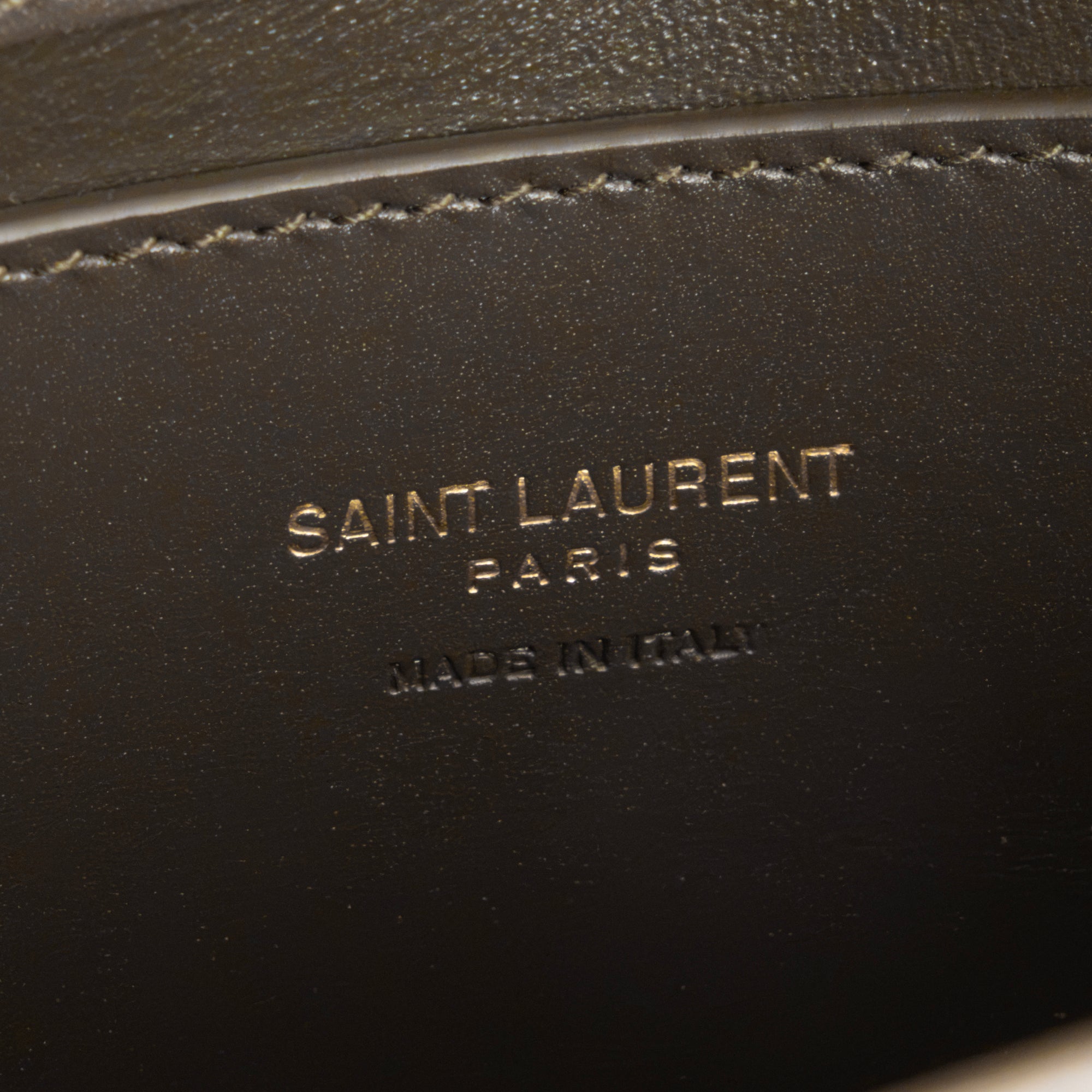 SAINT LAURENT - Sac à épaule Voltaire Saint Laurent en cuir gris taupe