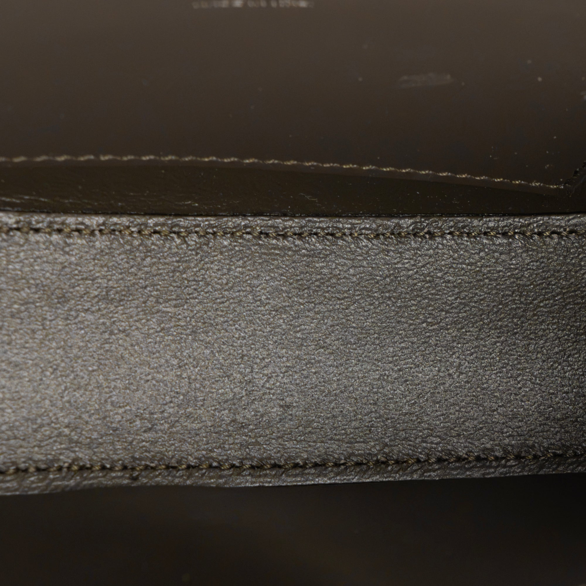 SAINT LAURENT - Sac à épaule Voltaire Saint Laurent en cuir gris taupe