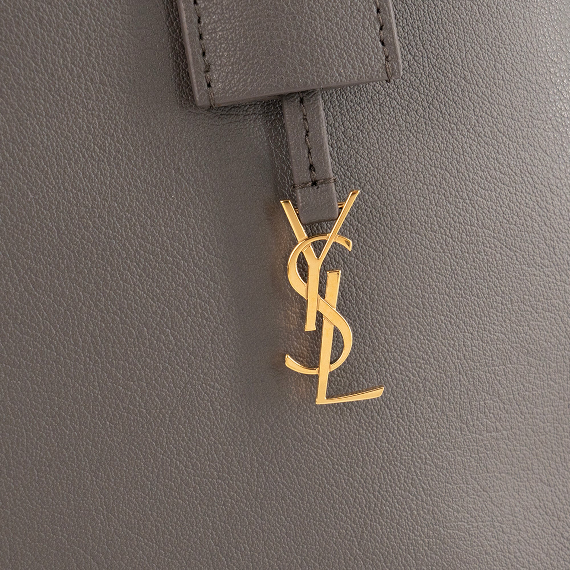 SAINT LAURENT - Sac Cabas Shopping Saint Laurent en cuir grainé gris
