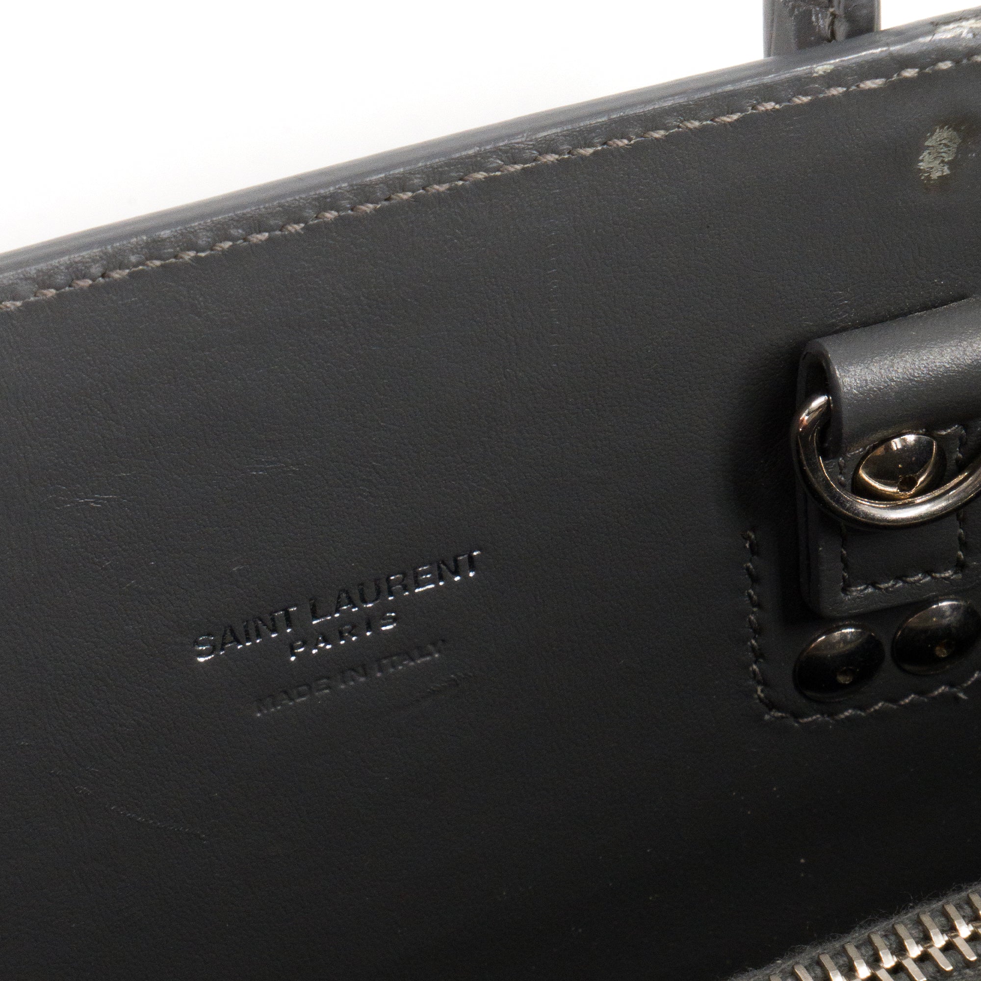 SAINT LAURENT - Sac de jour baby Saint Laurent en cuir embossé croco gris