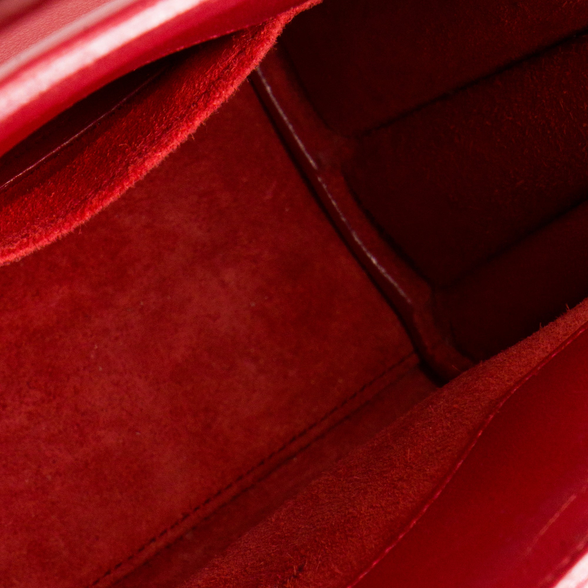 SAINT LAURENT - Sac de jour Nano Saint Laurent en cuir lisse rouge