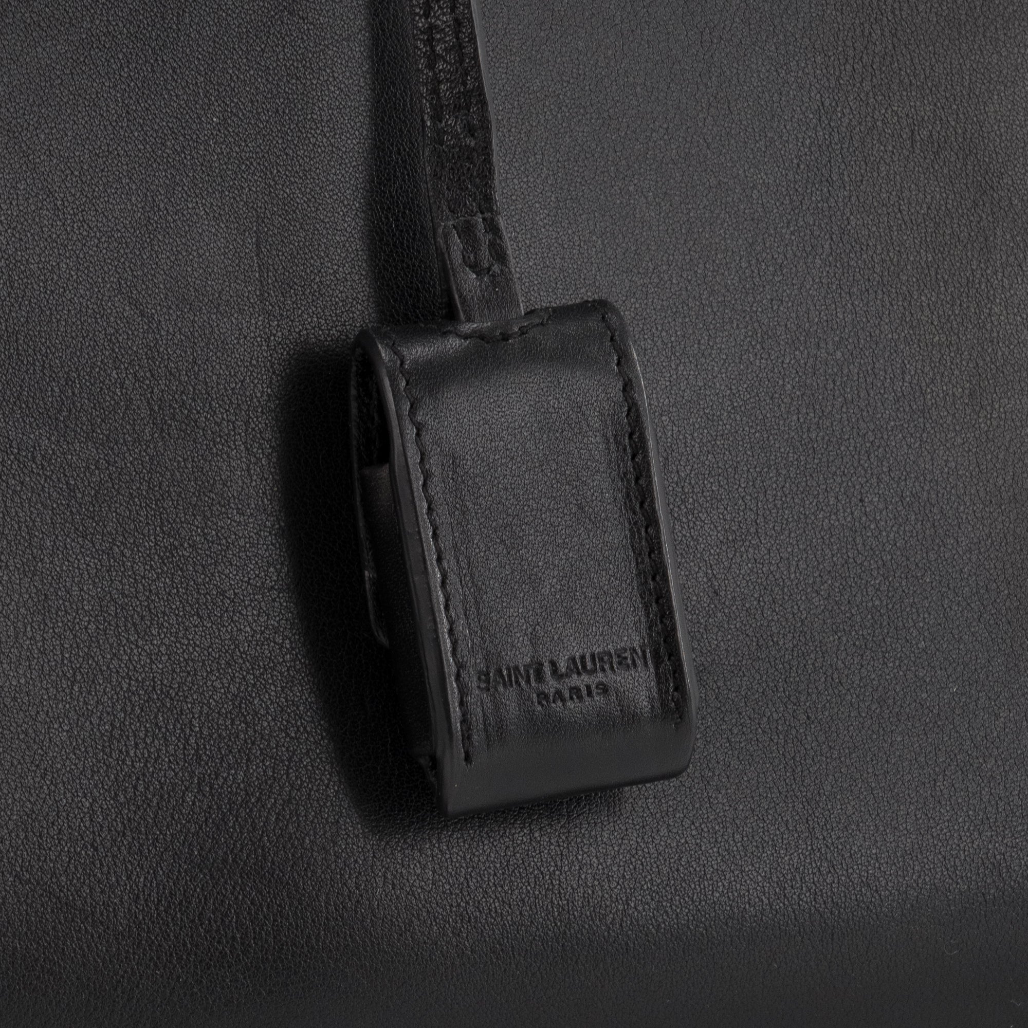 SAINT LAURENT - Sac de Jour Small Saint Laurent en cuir lisse noir