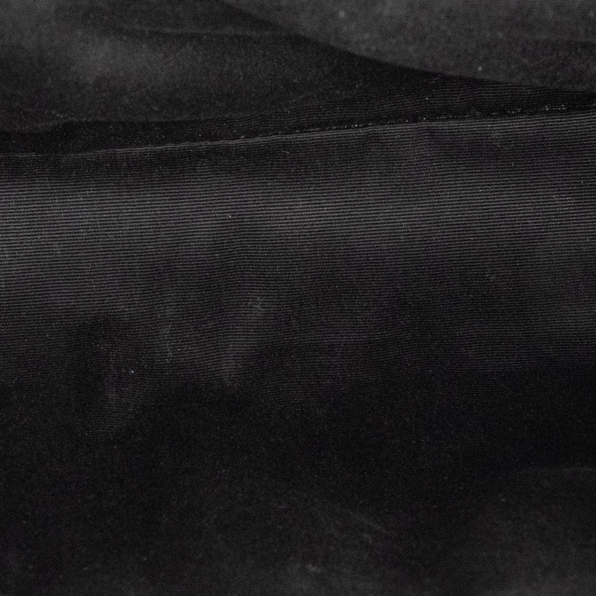 SAINT LAURENT - Sac à bandoulière Loulou Medium Saint Laurent en cuir noir