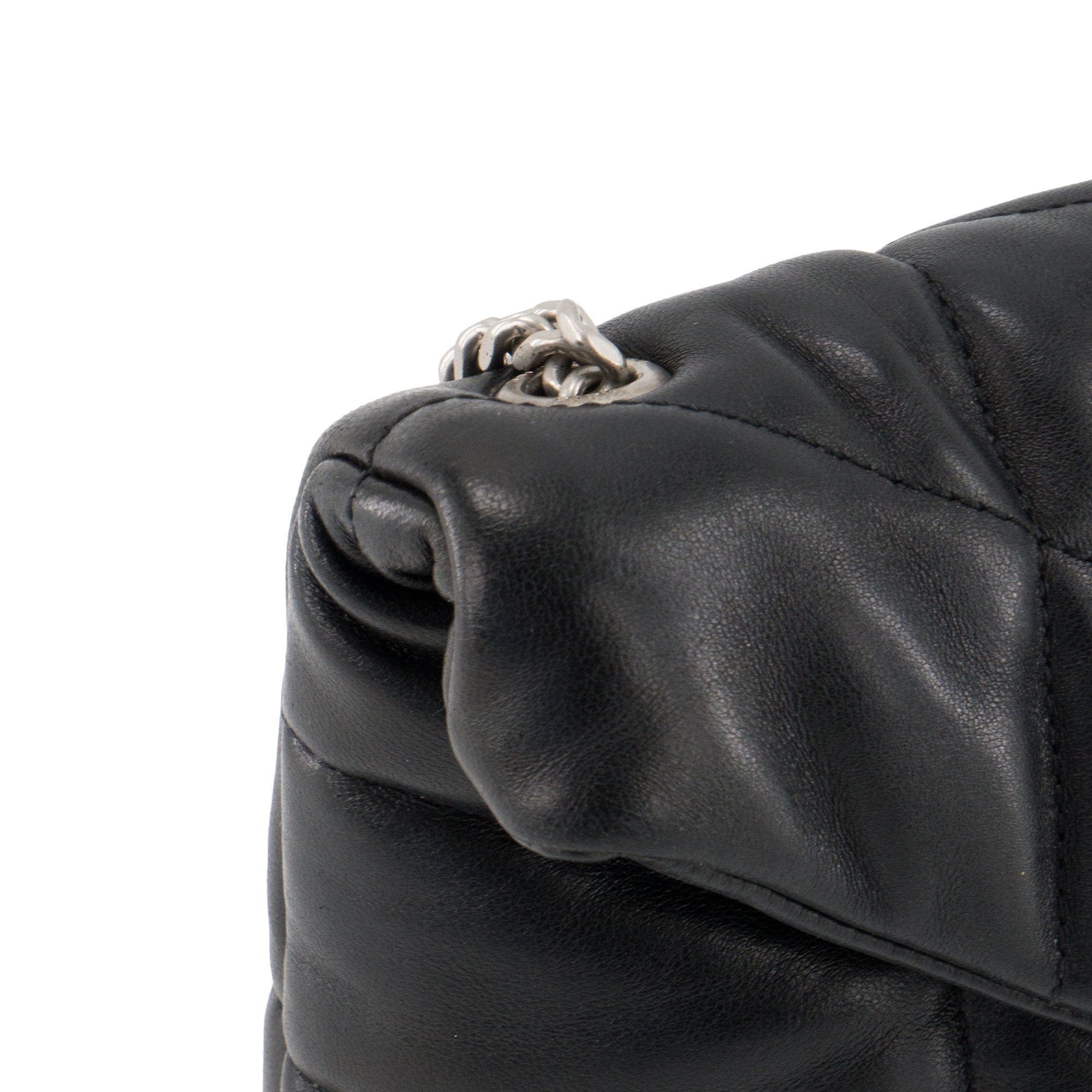 SAINT LAURENT - Sac à bandoulière Loulou Puffer Toy Saint Laurent en cuir lisse noir