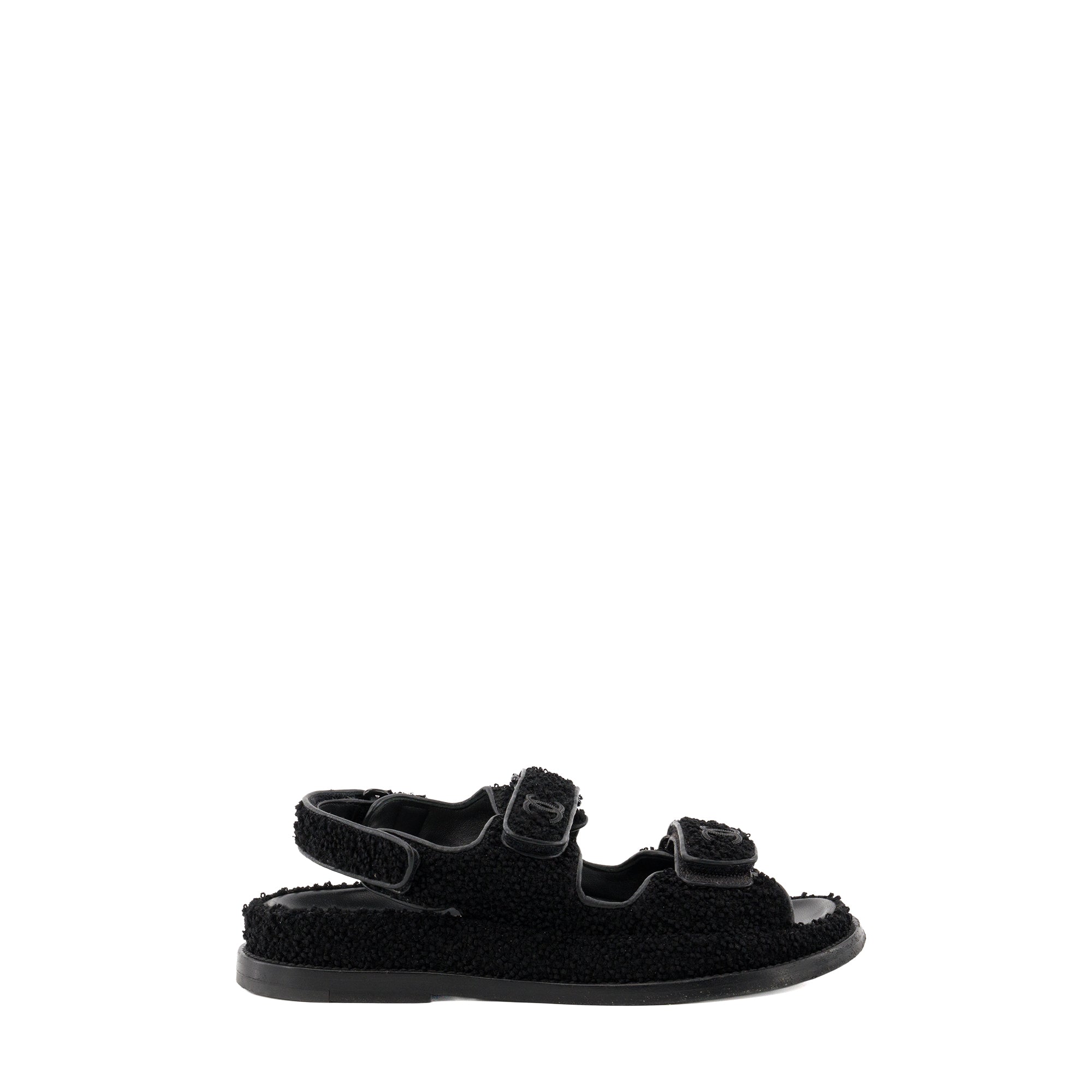 CHANEL - Sandales Dad Shoes Chanel en maille noire (T35)