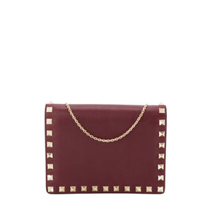 VALENTINO - Sac à bandoulière Rockstud Valentino en cuir lisse bordeaux