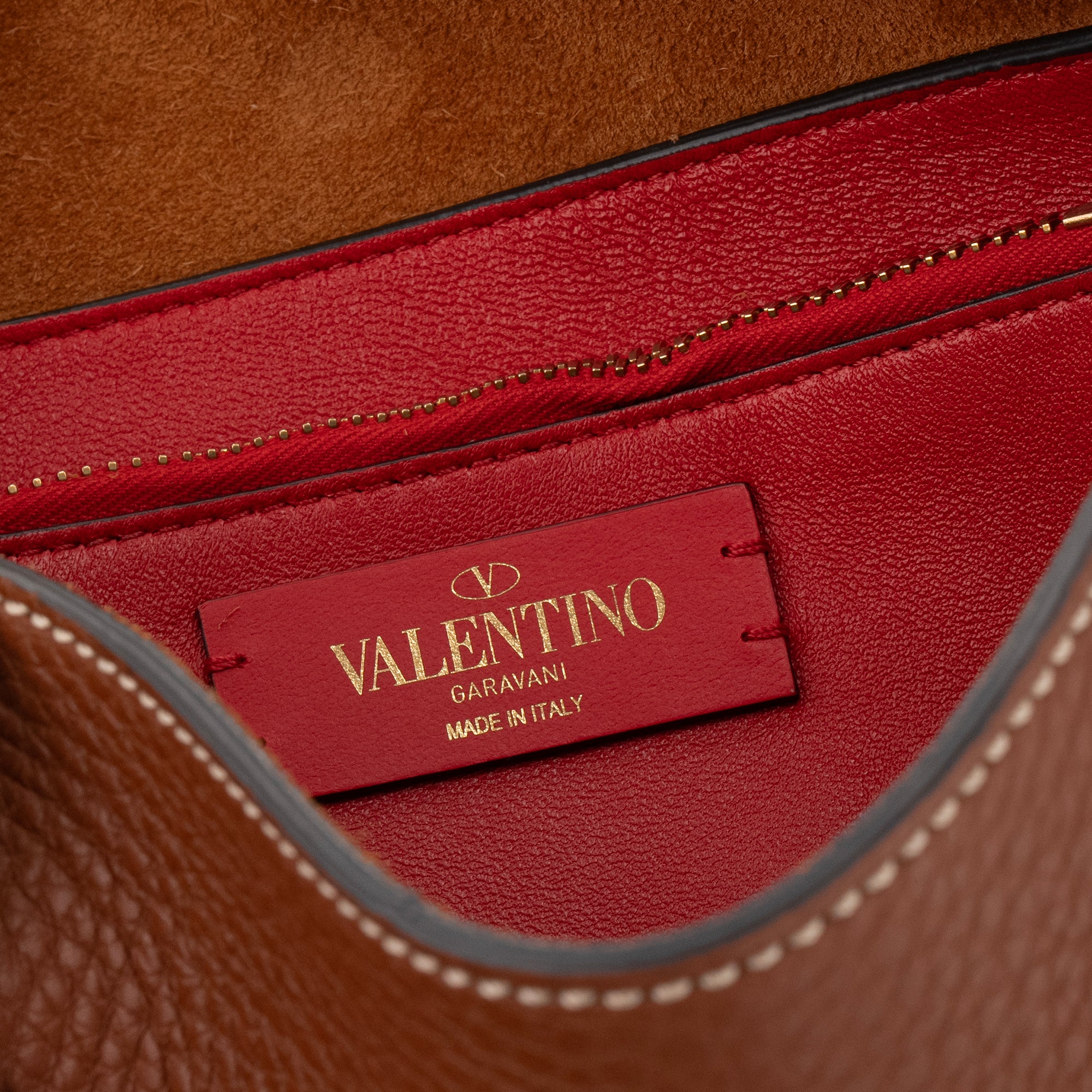 VALENTINO - Sac à bandoulière VSling Valentino en cuir grainé marron