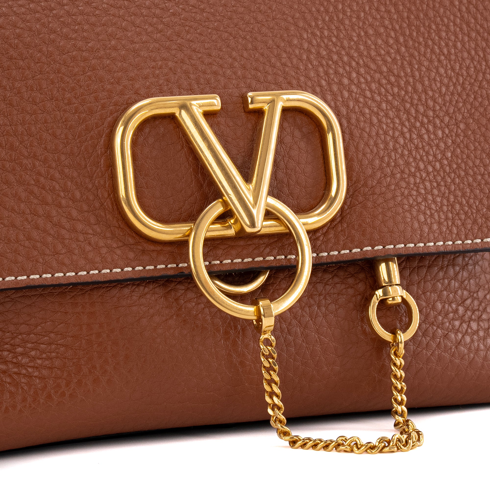 VALENTINO - Sac à bandoulière VSling Valentino en cuir grainé marron