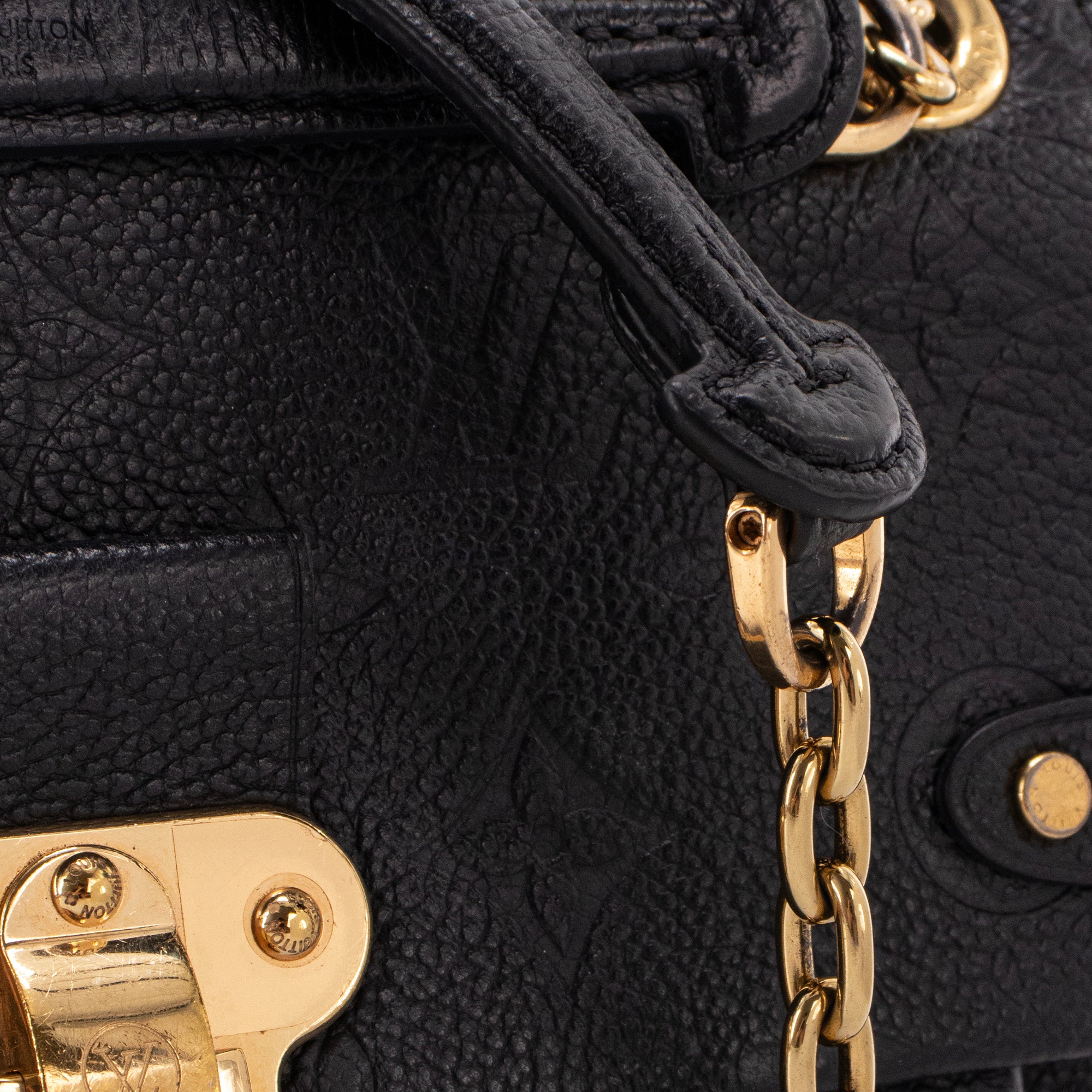 LOUIS VUITTON - Sac à bandoulière Vavin BB Louis Vuitton en cuir empreinte noir